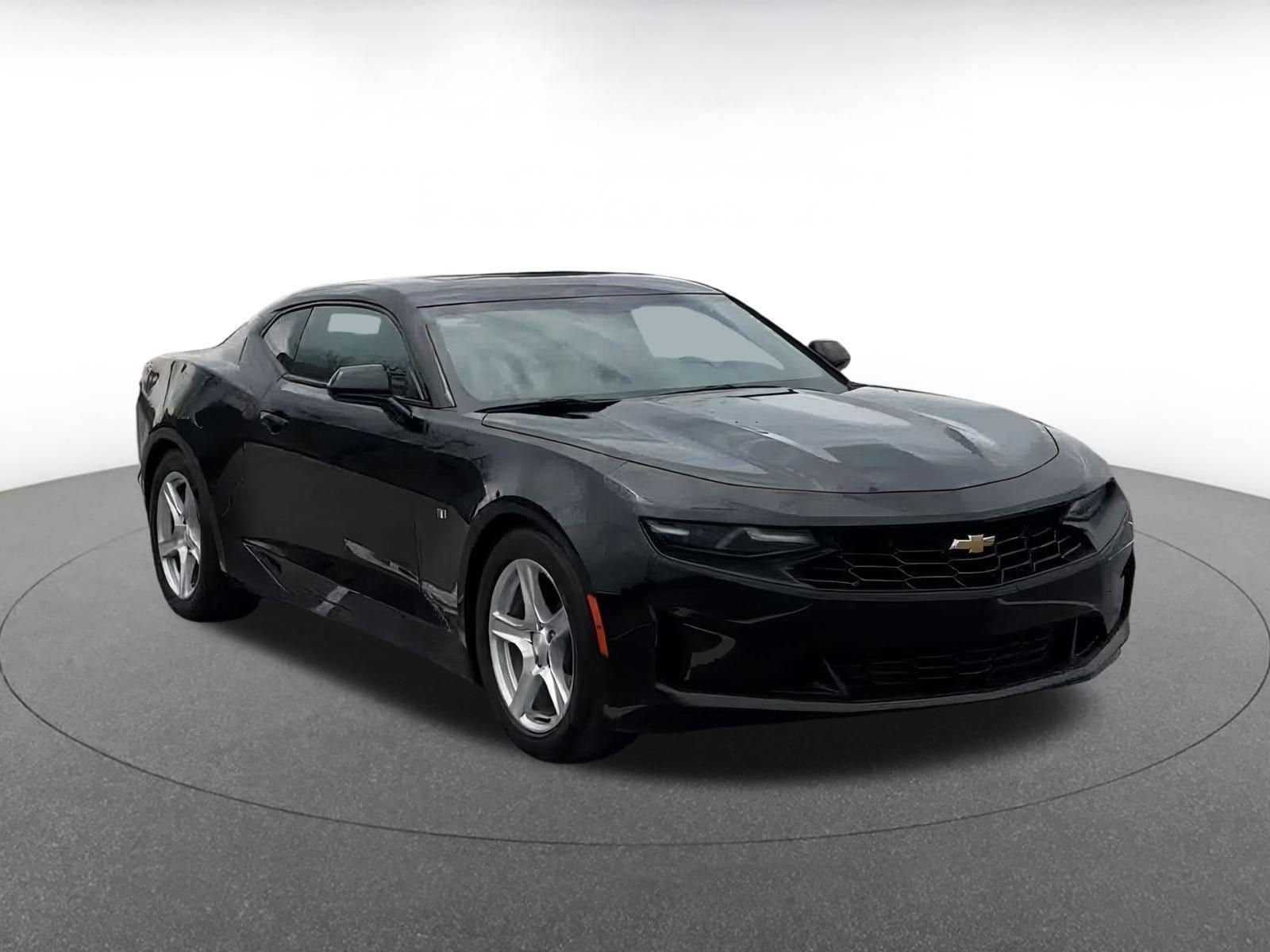 Thumbnail: 2023 Chevrolet Camaro - 3