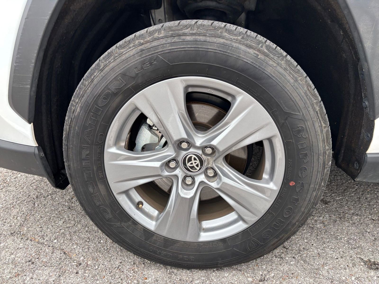 Thumbnail: 2025 Toyota RAV4 - 29