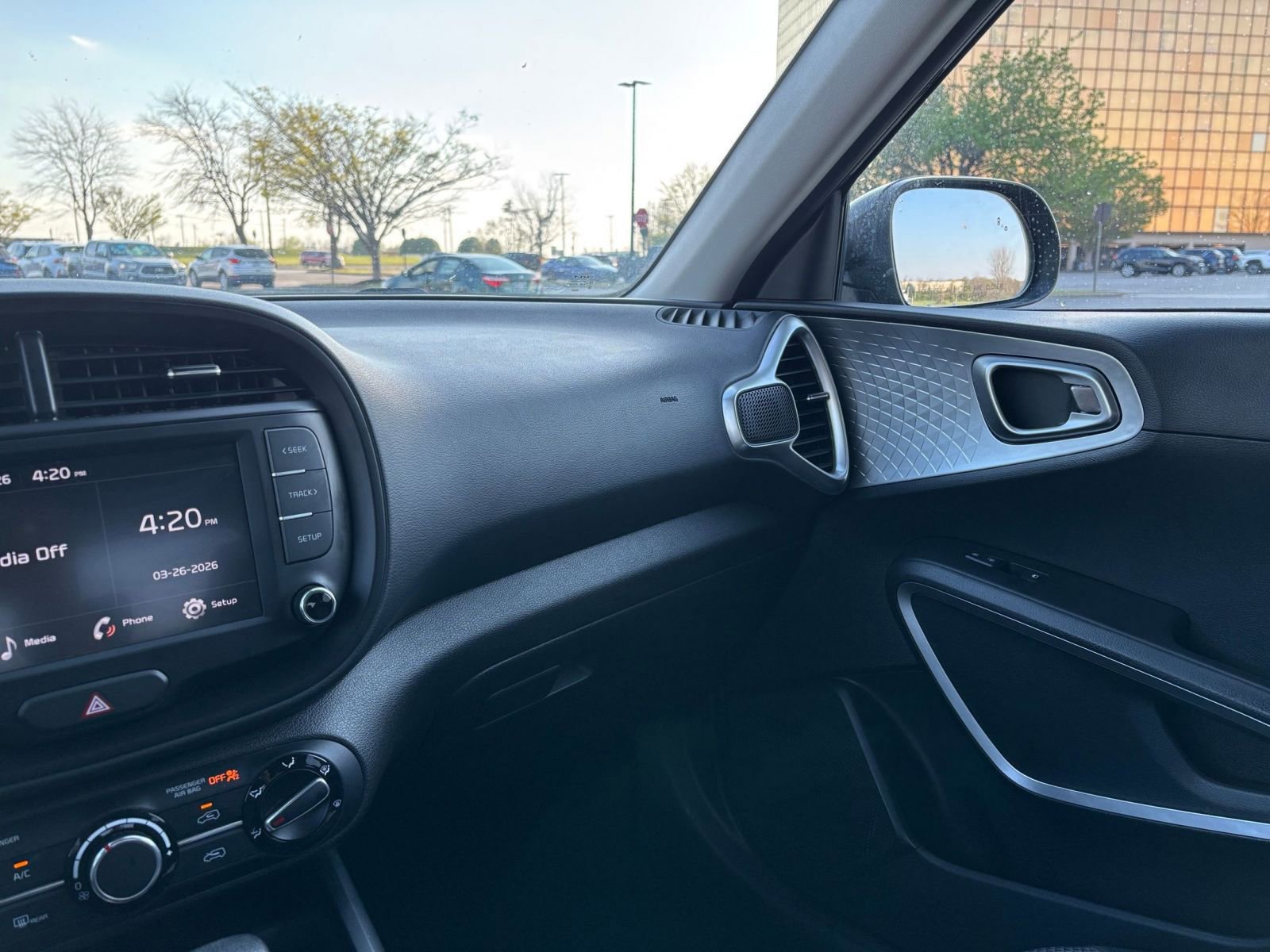 Thumbnail: 2025 Kia Soul - 33