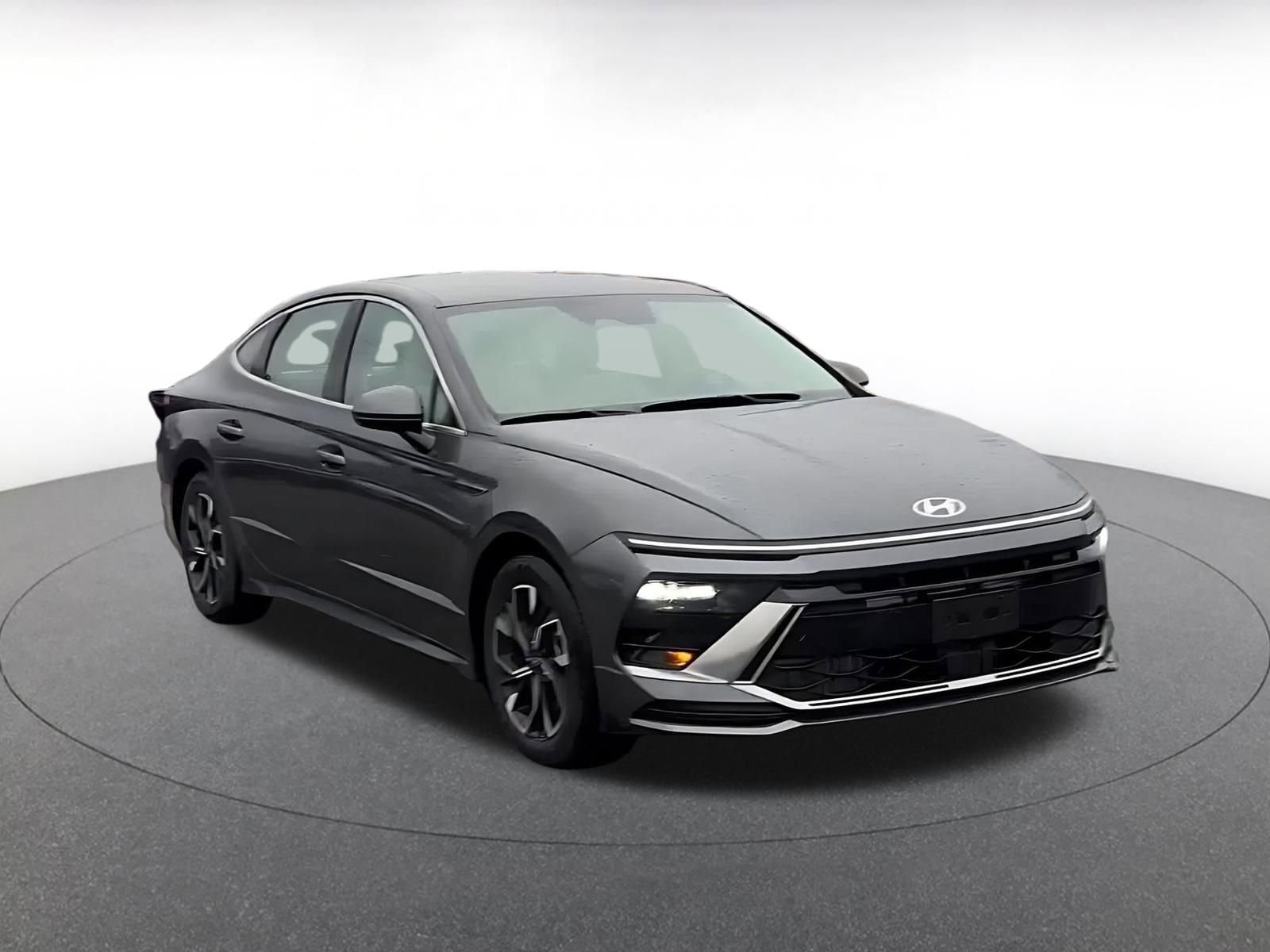 Thumbnail: 2025 Hyundai Sonata - 3