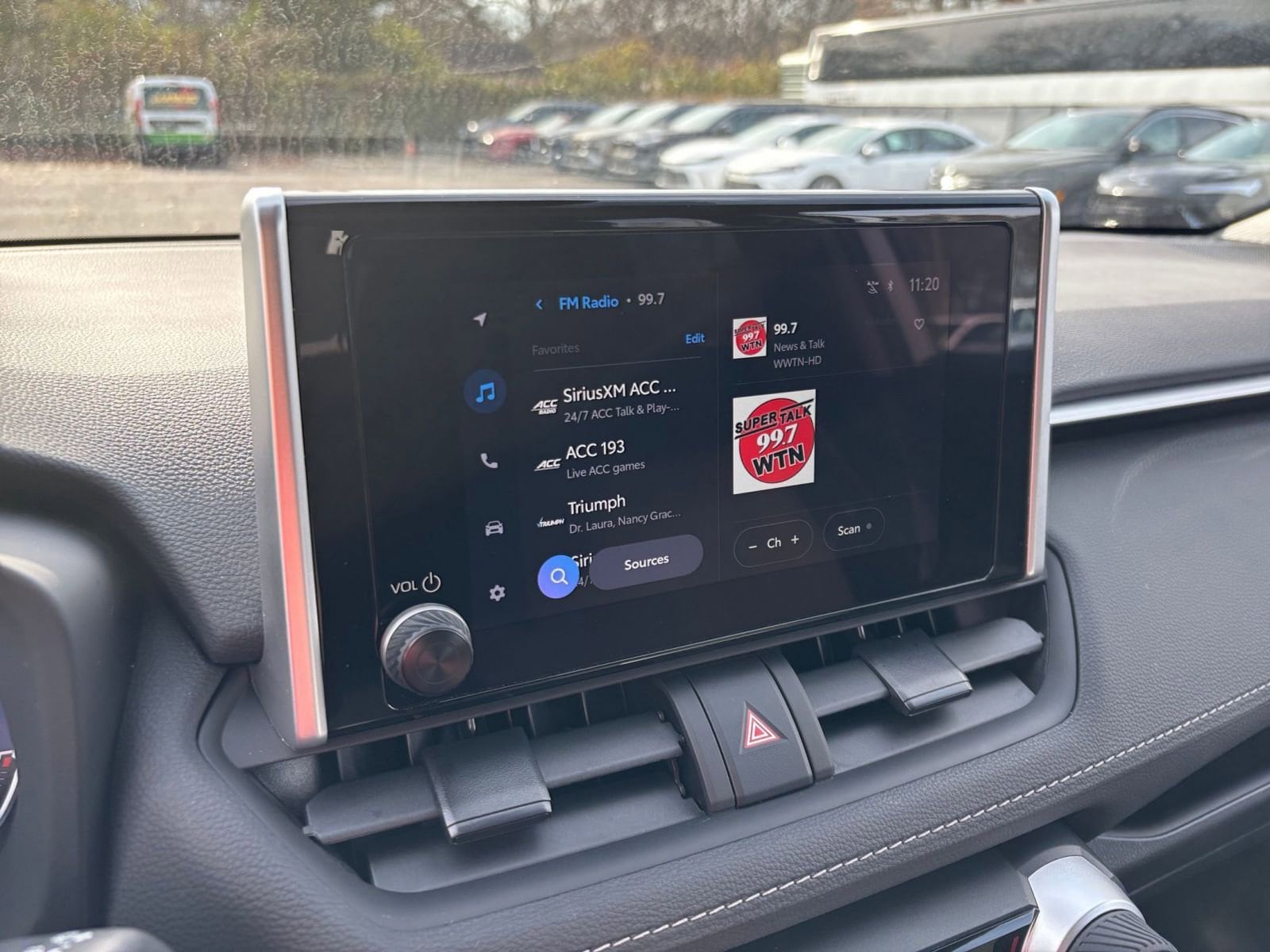 Thumbnail: 2025 Toyota RAV4 - 21