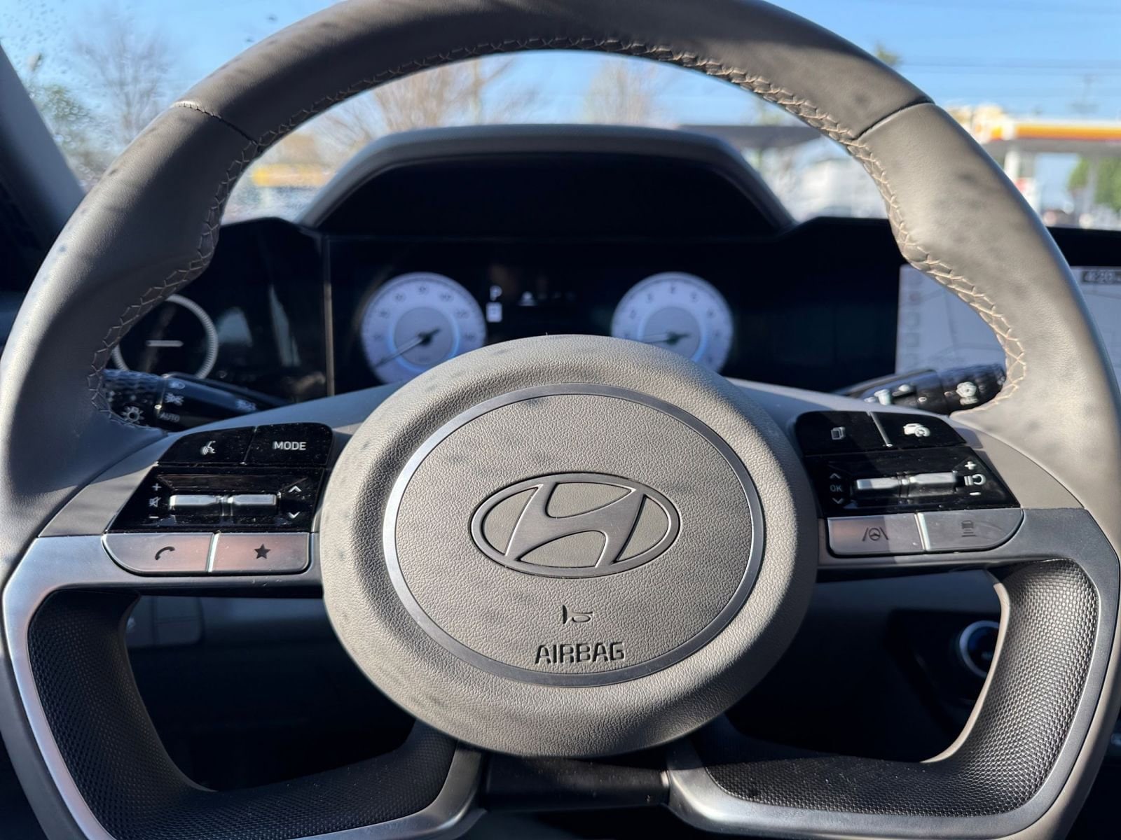 Thumbnail: 2025 Hyundai Elantra - 28