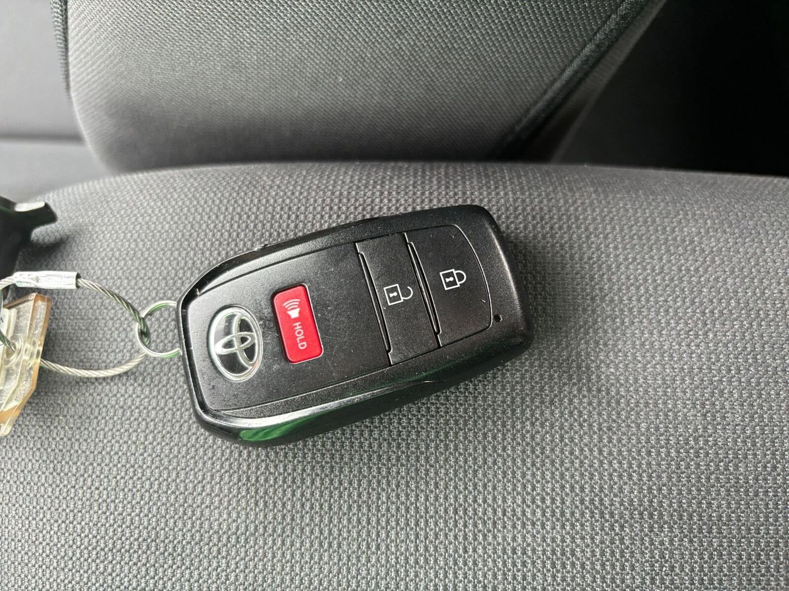 Thumbnail: 2025 Toyota Corolla Cross - 22