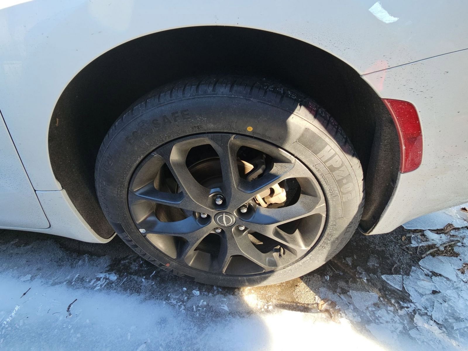 Thumbnail: 2025 Chrysler Pacifica - 8