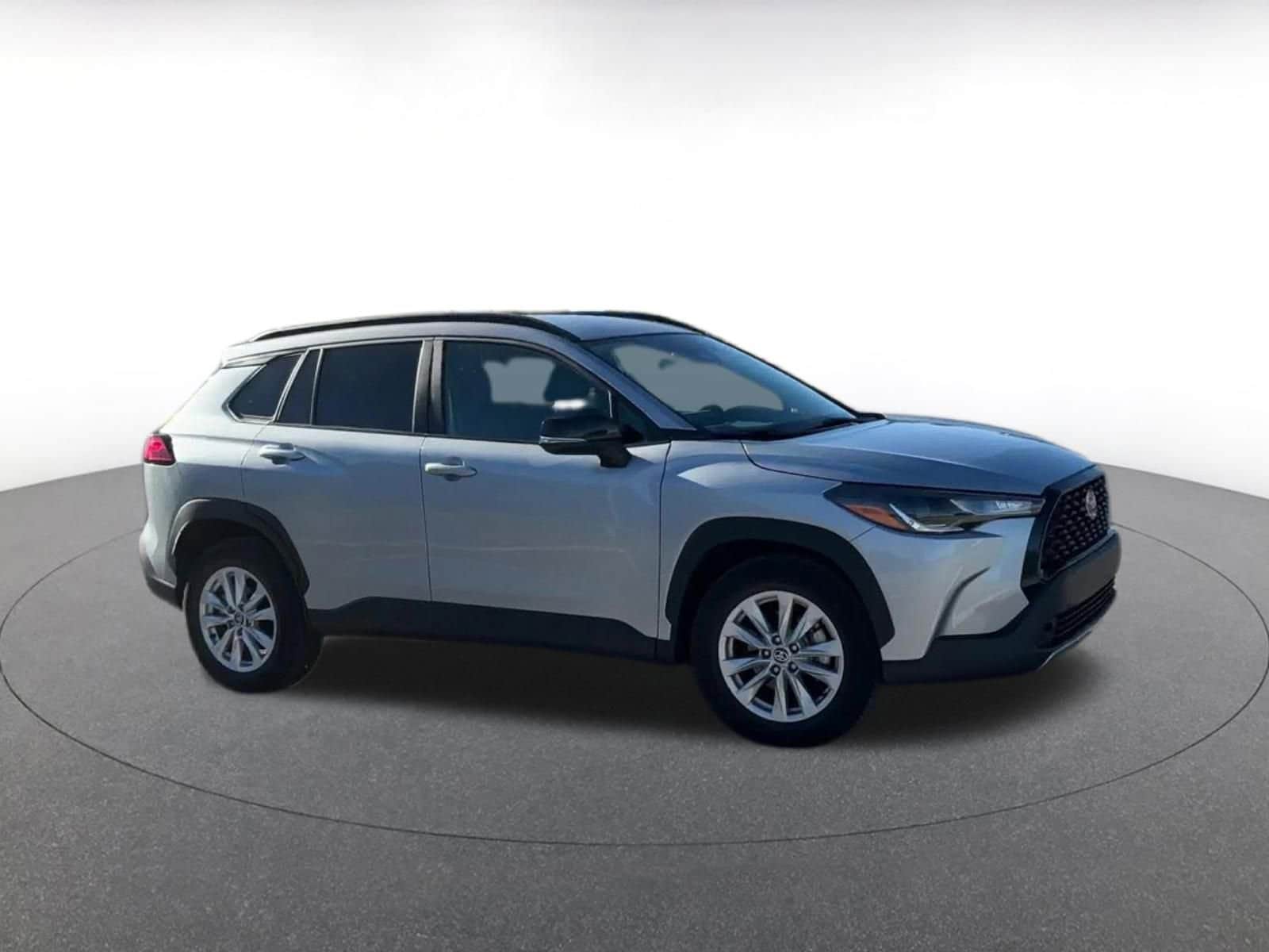 Thumbnail: 2025 Toyota Corolla Cross - 2