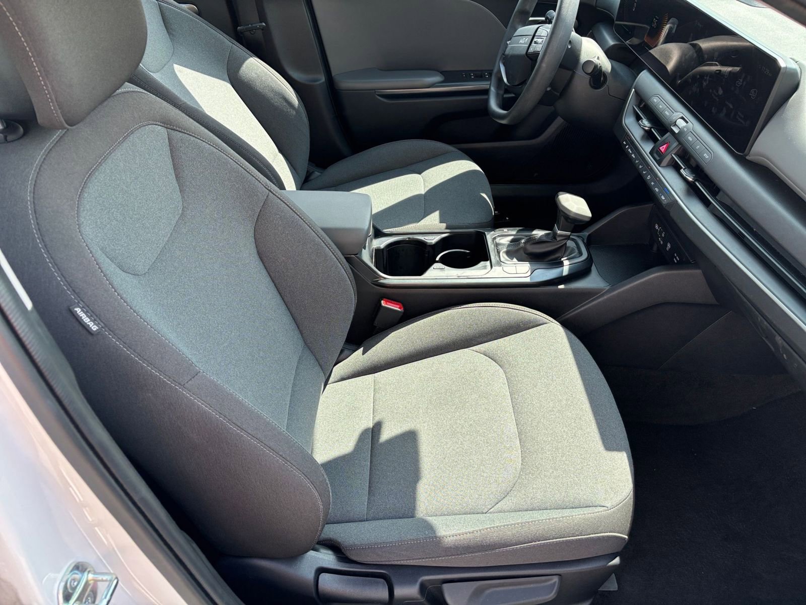 Thumbnail: 2025 Kia K4 - 35