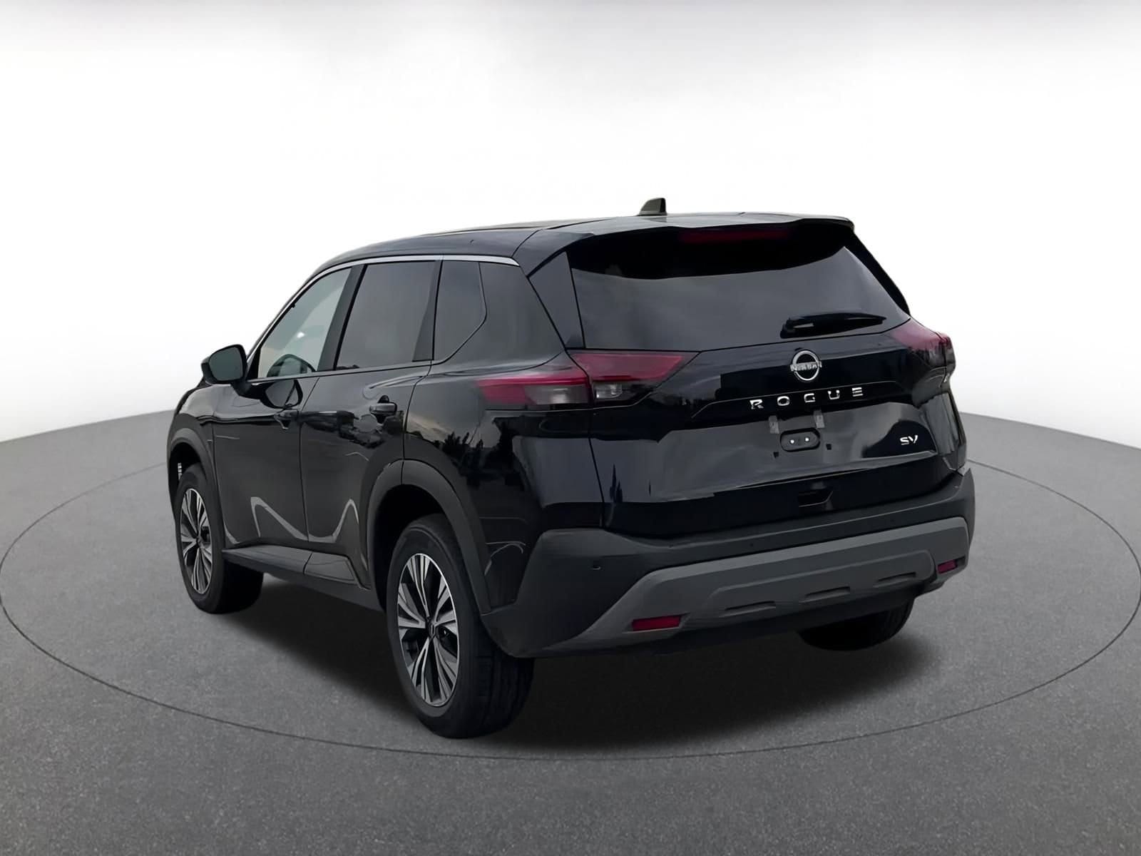 Thumbnail: 2023 Nissan Rogue - 11