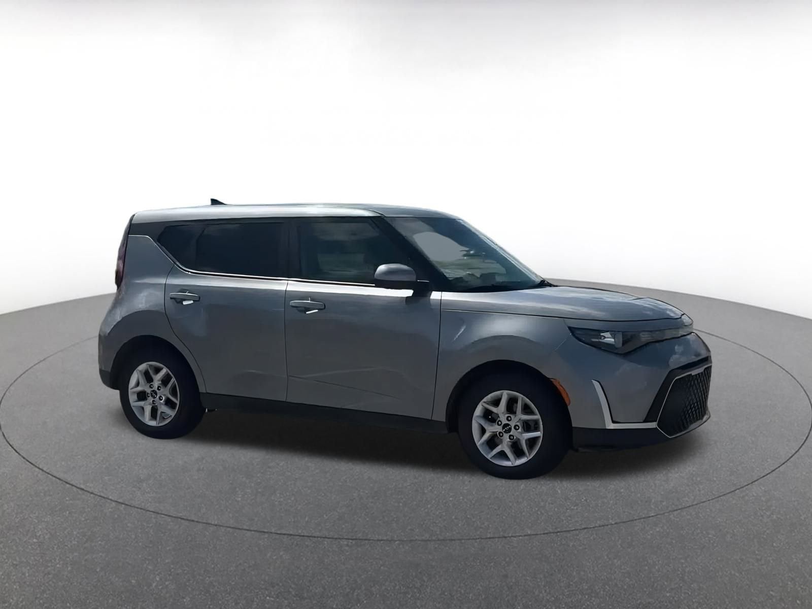 Thumbnail: 2023 Kia Soul - 2
