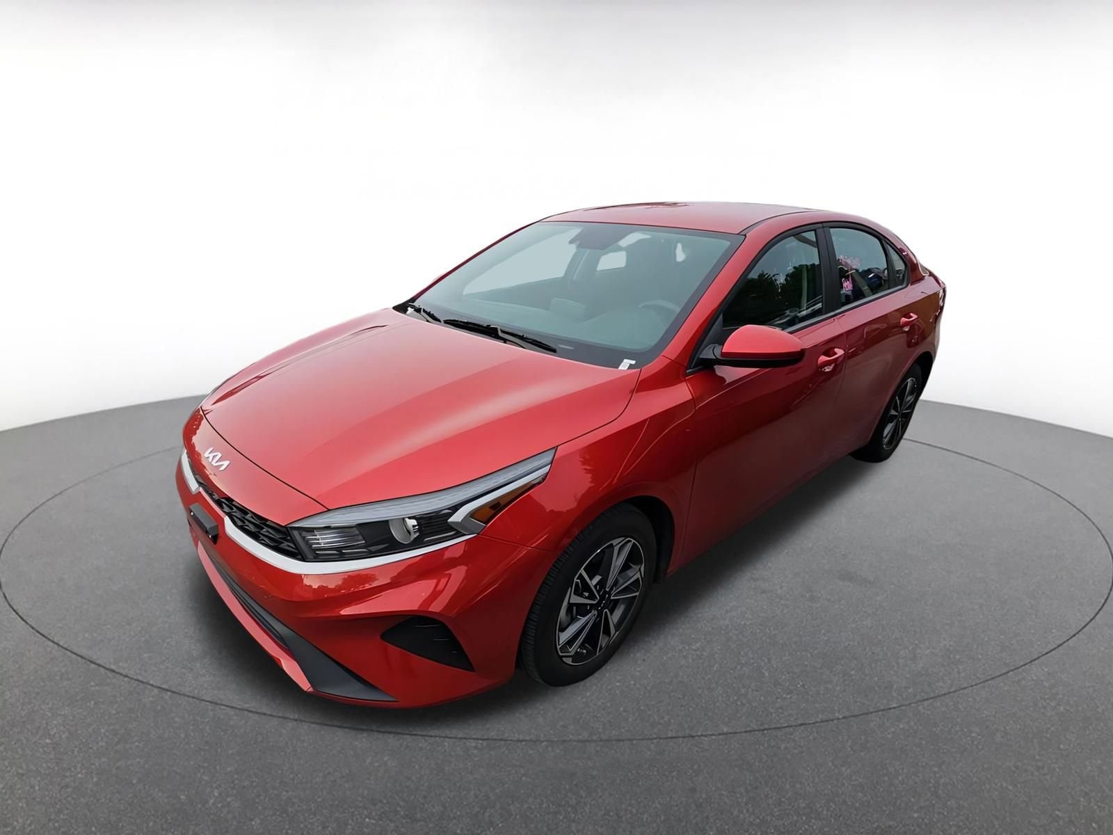 Thumbnail: 2024 Kia Forte - 2