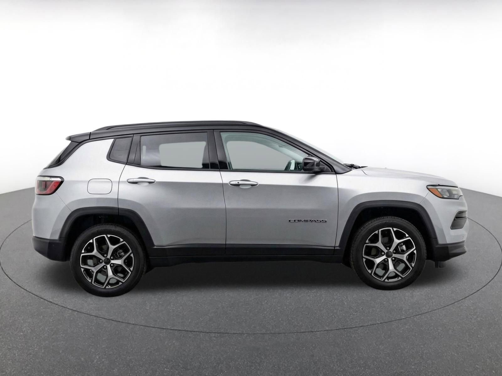 Thumbnail: 2025 Jeep Compass - 11