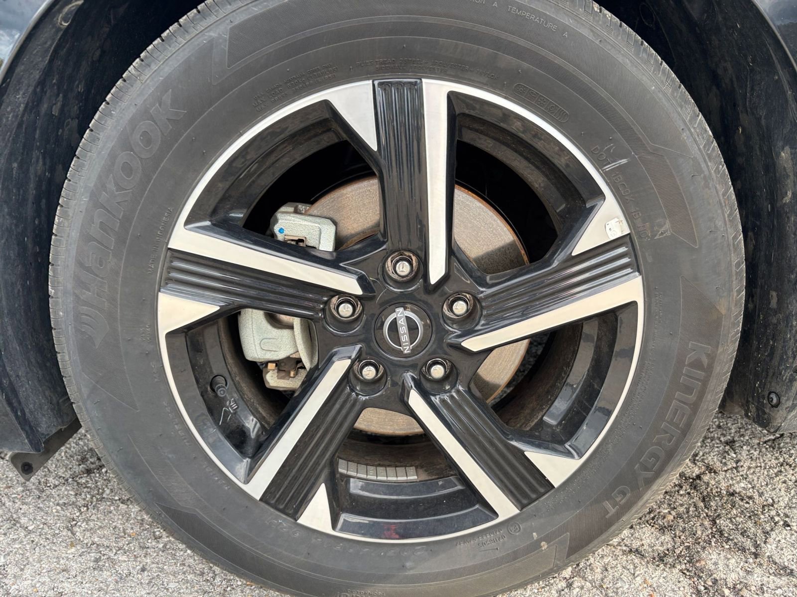 Thumbnail: 2025 Nissan Sentra - 28