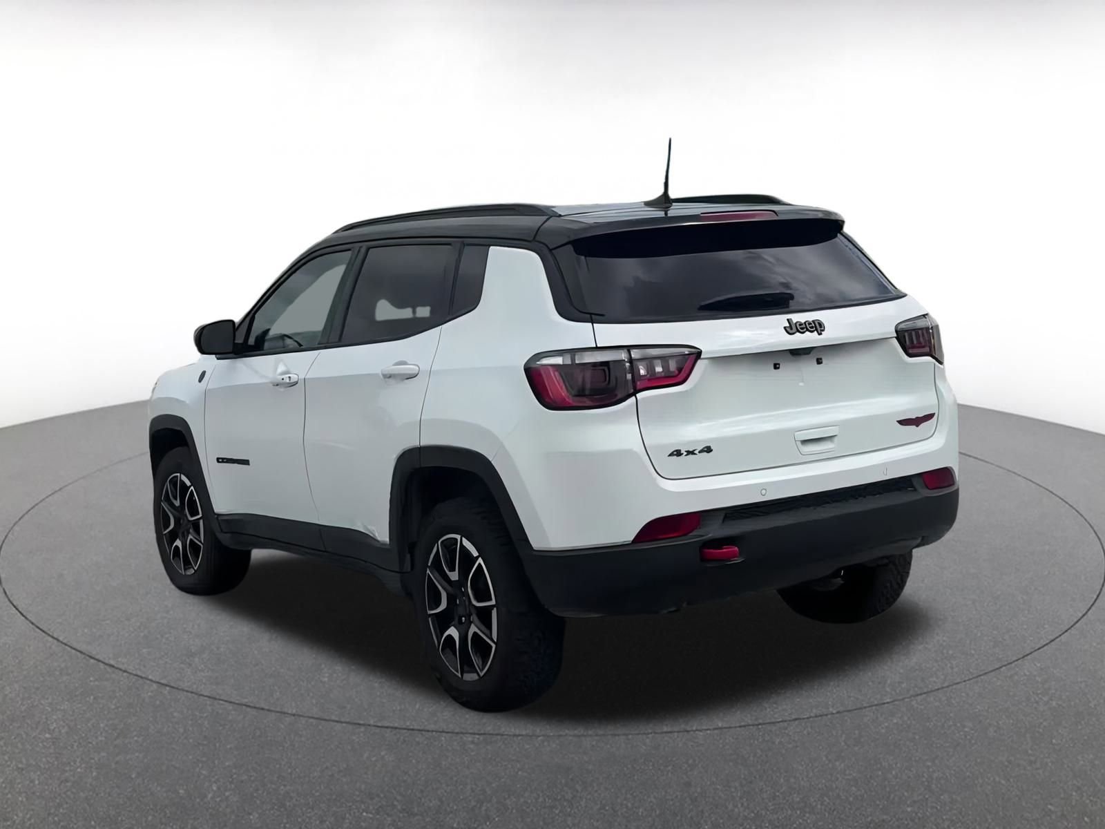 Thumbnail: 2025 Jeep Compass - 11
