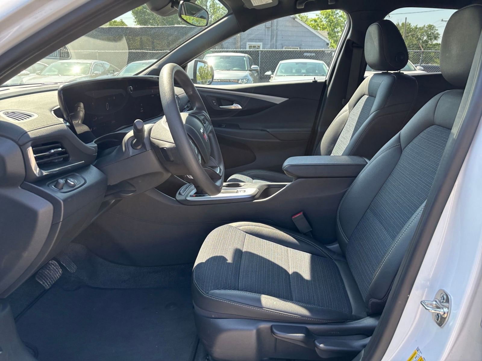 Thumbnail: 2025 Buick Envista - 25