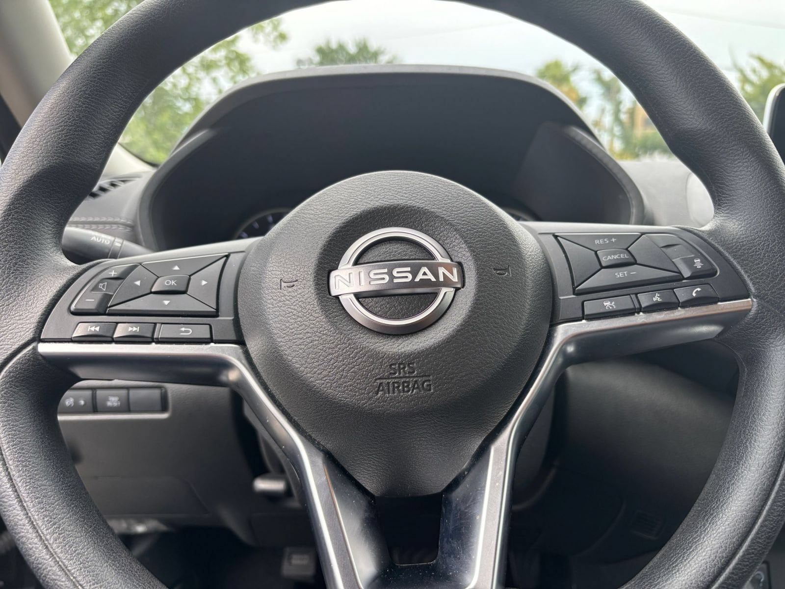 Thumbnail: 2025 Nissan Sentra - 27