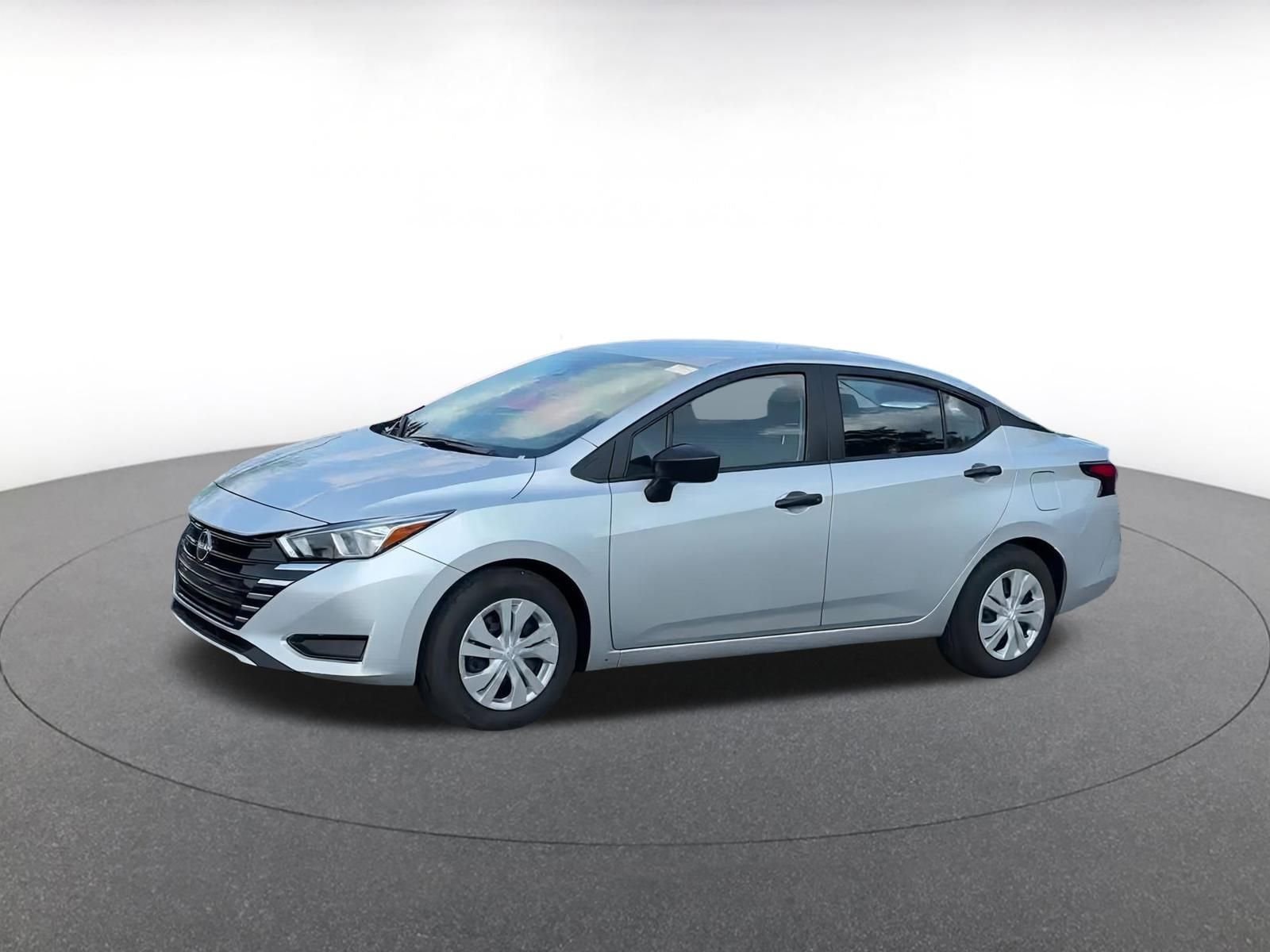 2024 Nissan Versa S 6