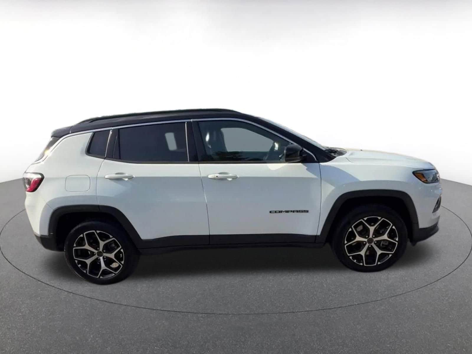 Thumbnail: 2025 Jeep Compass - 16