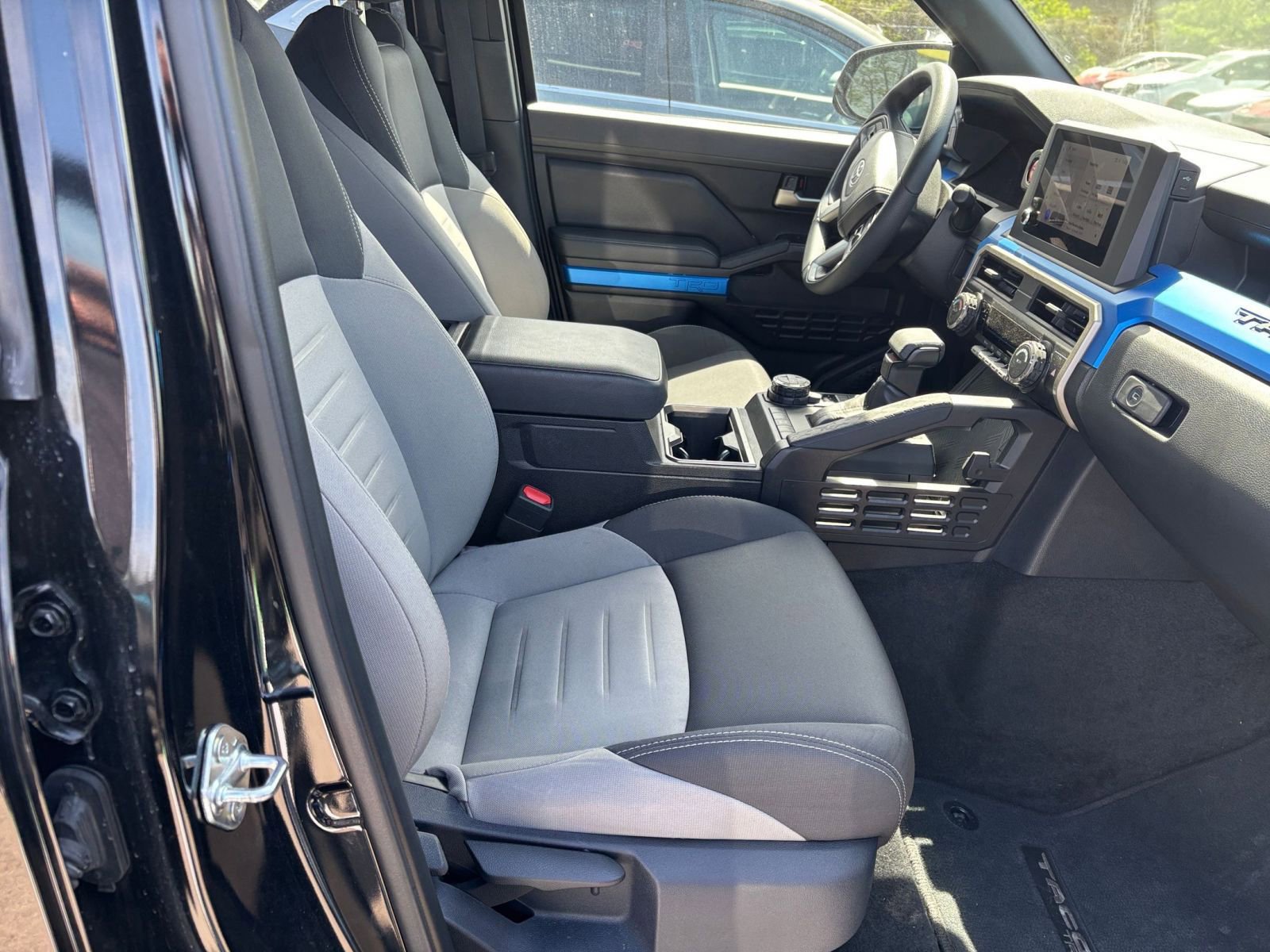 Thumbnail: 2025 Toyota Tacoma - 34