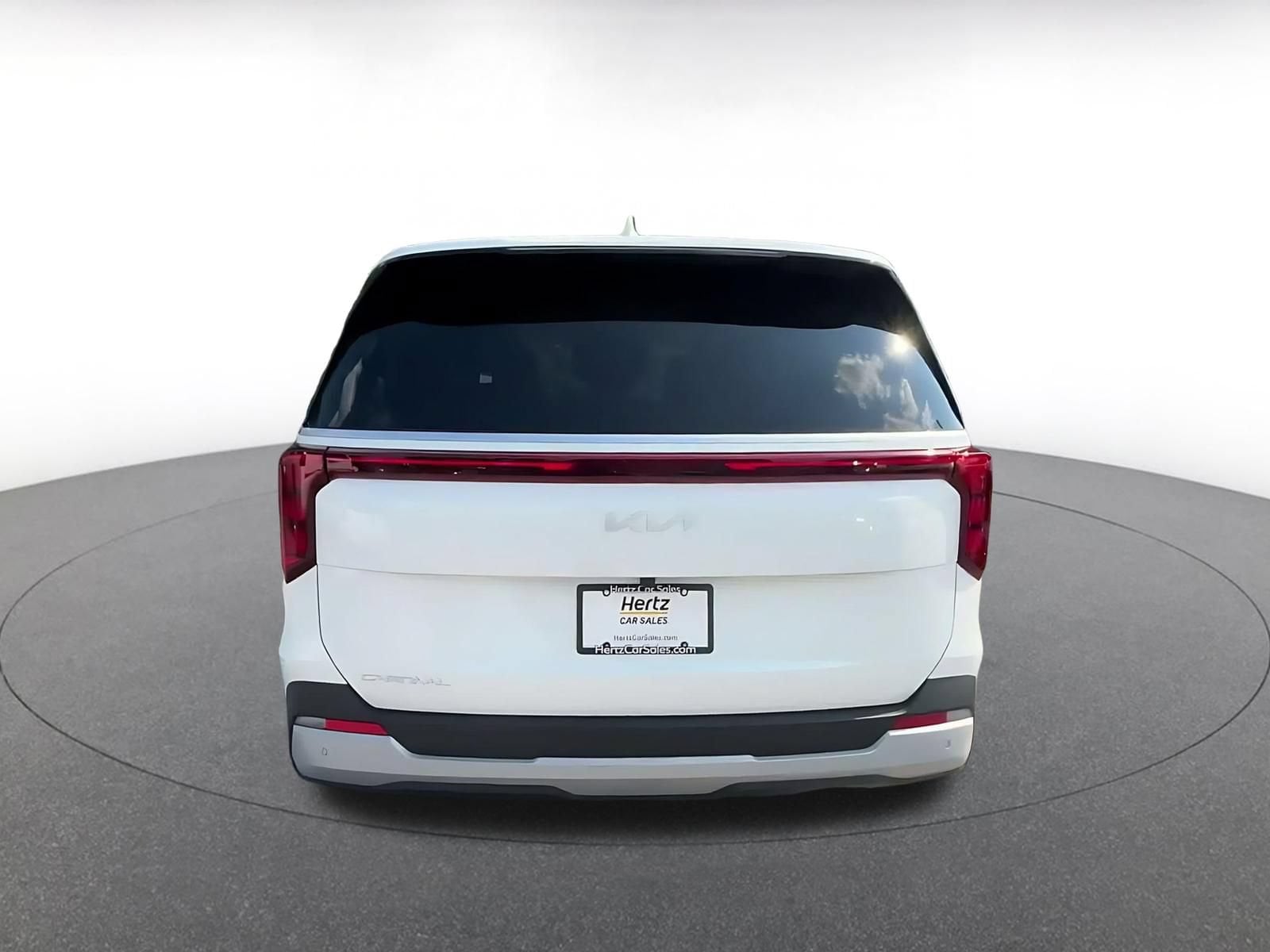 Thumbnail: 2026 Kia Carnival - 12