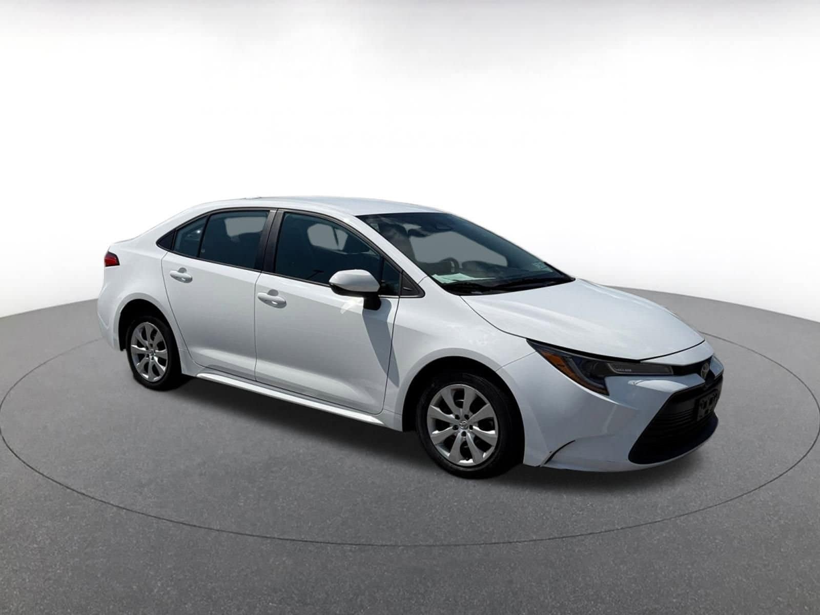 Thumbnail: 2024 Toyota Corolla - 1