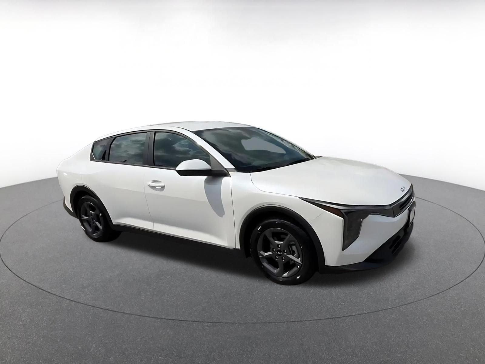 Thumbnail: 2026 Kia K4 - 2