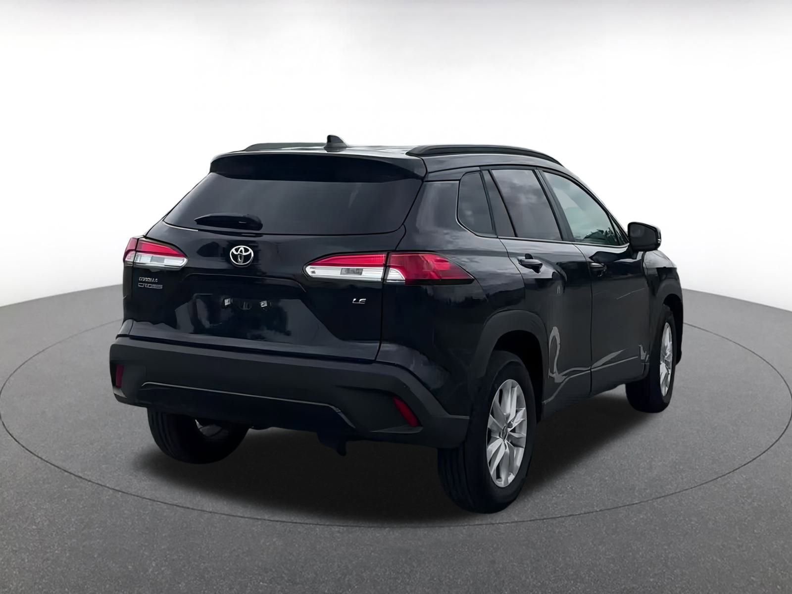 Thumbnail: 2025 Toyota Corolla Cross - 15