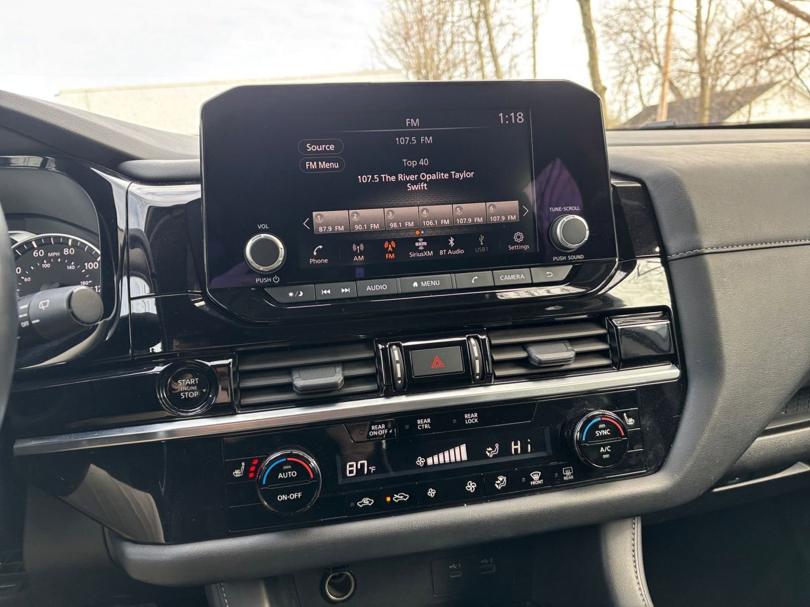 Thumbnail: 2025 Nissan Pathfinder - 21