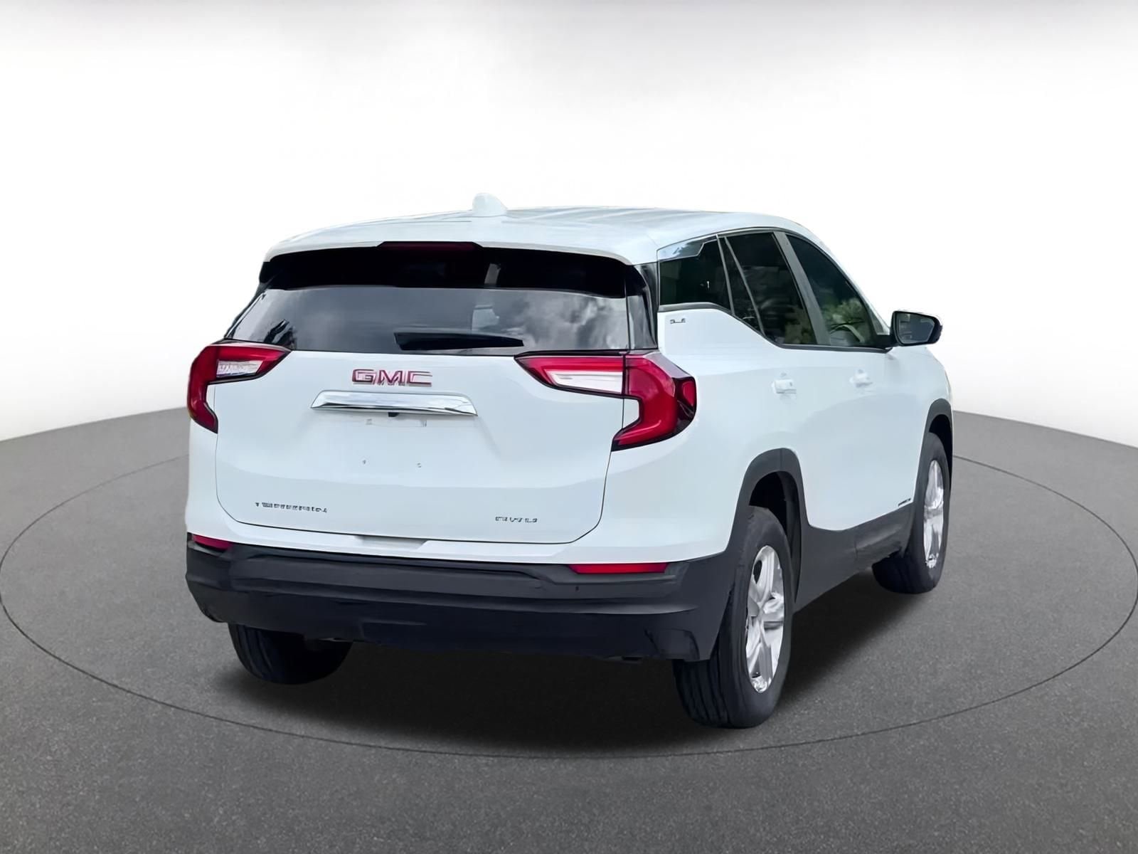 Thumbnail: 2024 GMC Terrain - 13