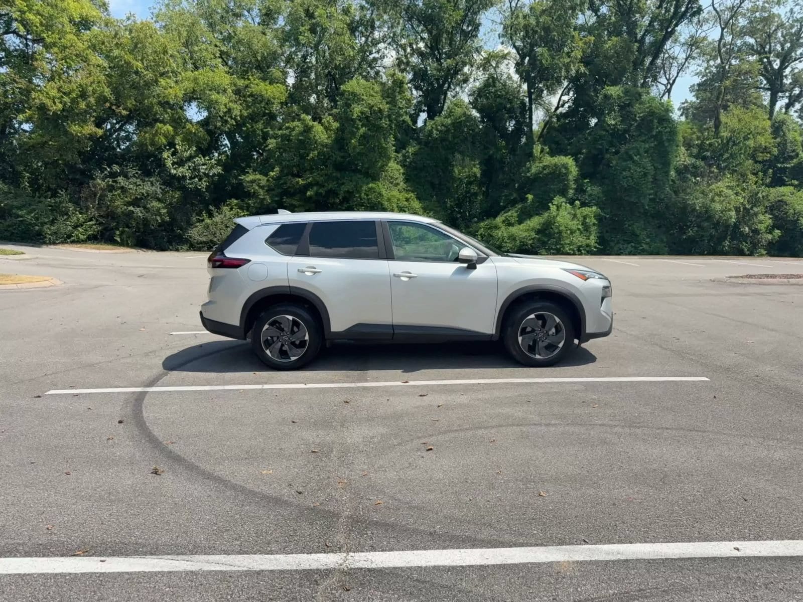 Thumbnail: 2025 Nissan Rogue - 15