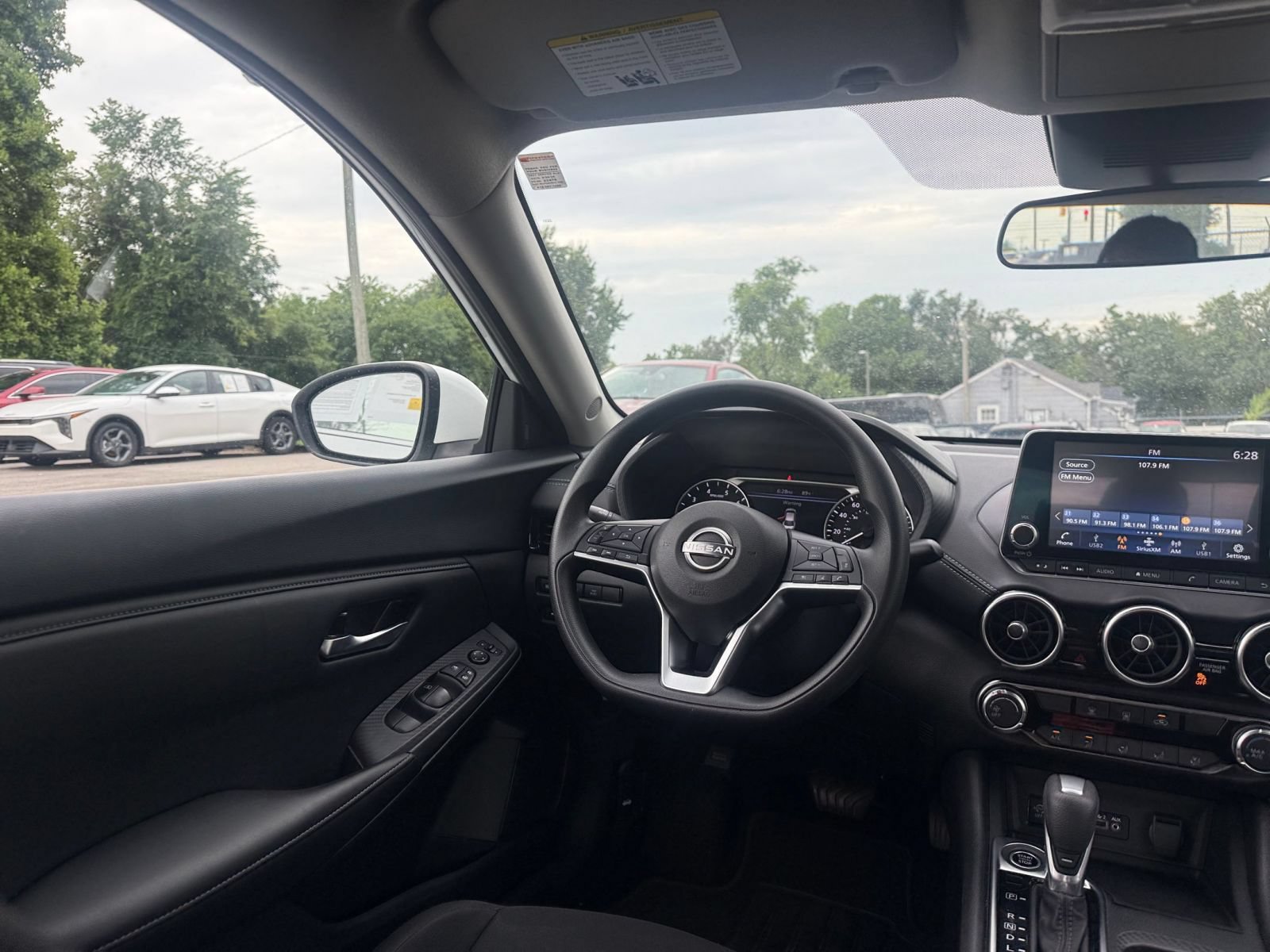 Thumbnail: 2025 Nissan Sentra - 32