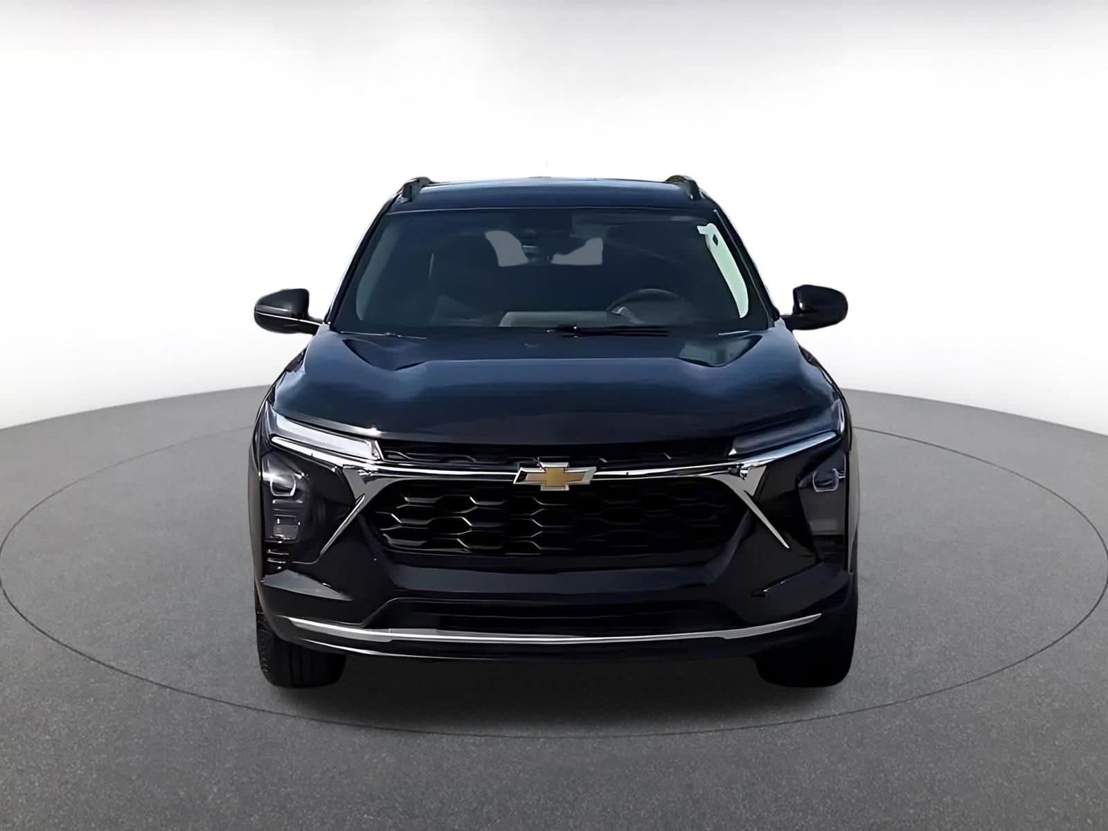 Thumbnail: 2025 Chevrolet Trax - 4