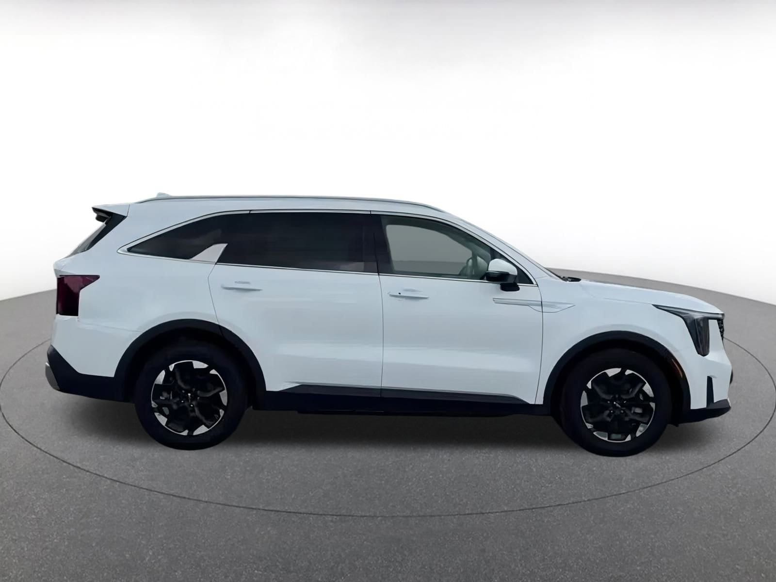 Thumbnail: 2024 Kia Sorento - 11