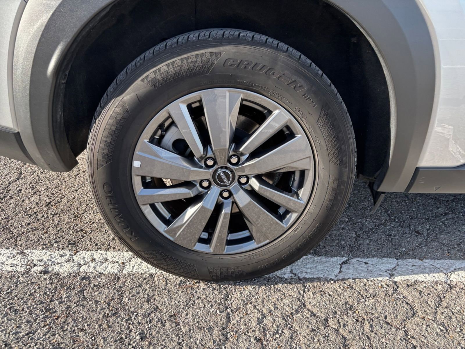 Thumbnail: 2025 Nissan Pathfinder - 32