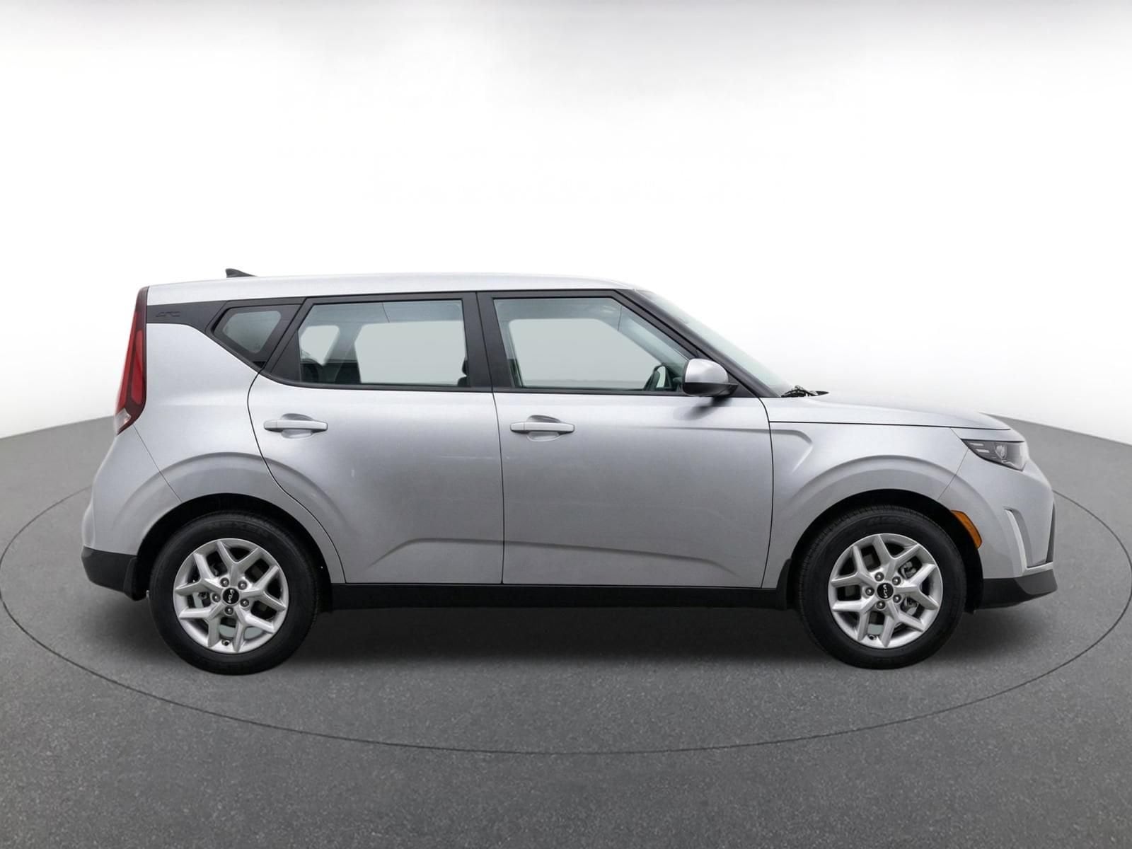 Thumbnail: 2025 Kia Soul - 11