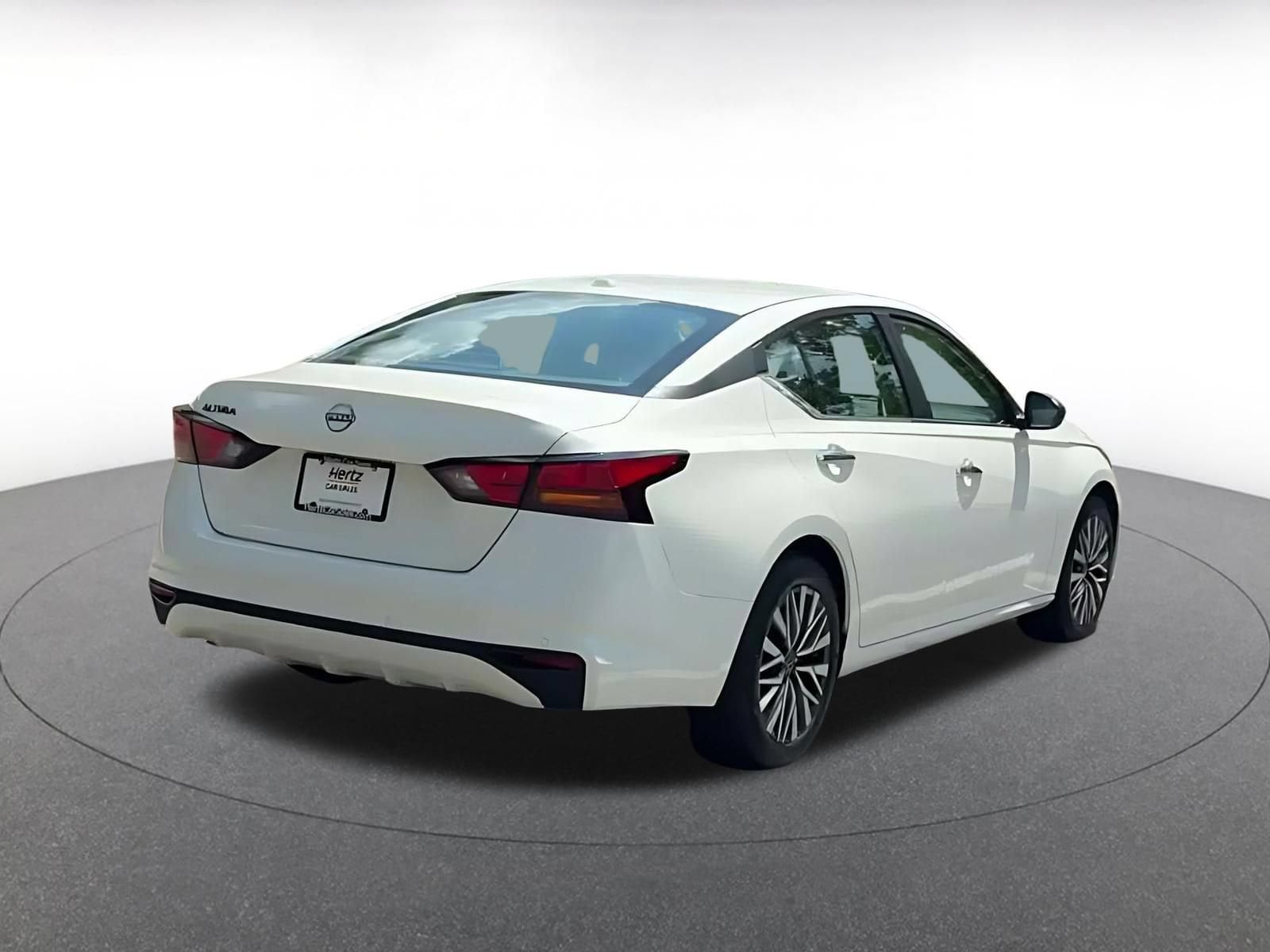 Thumbnail: 2025 Nissan Altima - 14