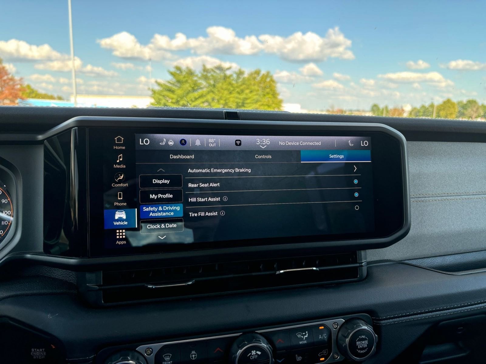 Thumbnail: 2025 Jeep Wrangler - 21