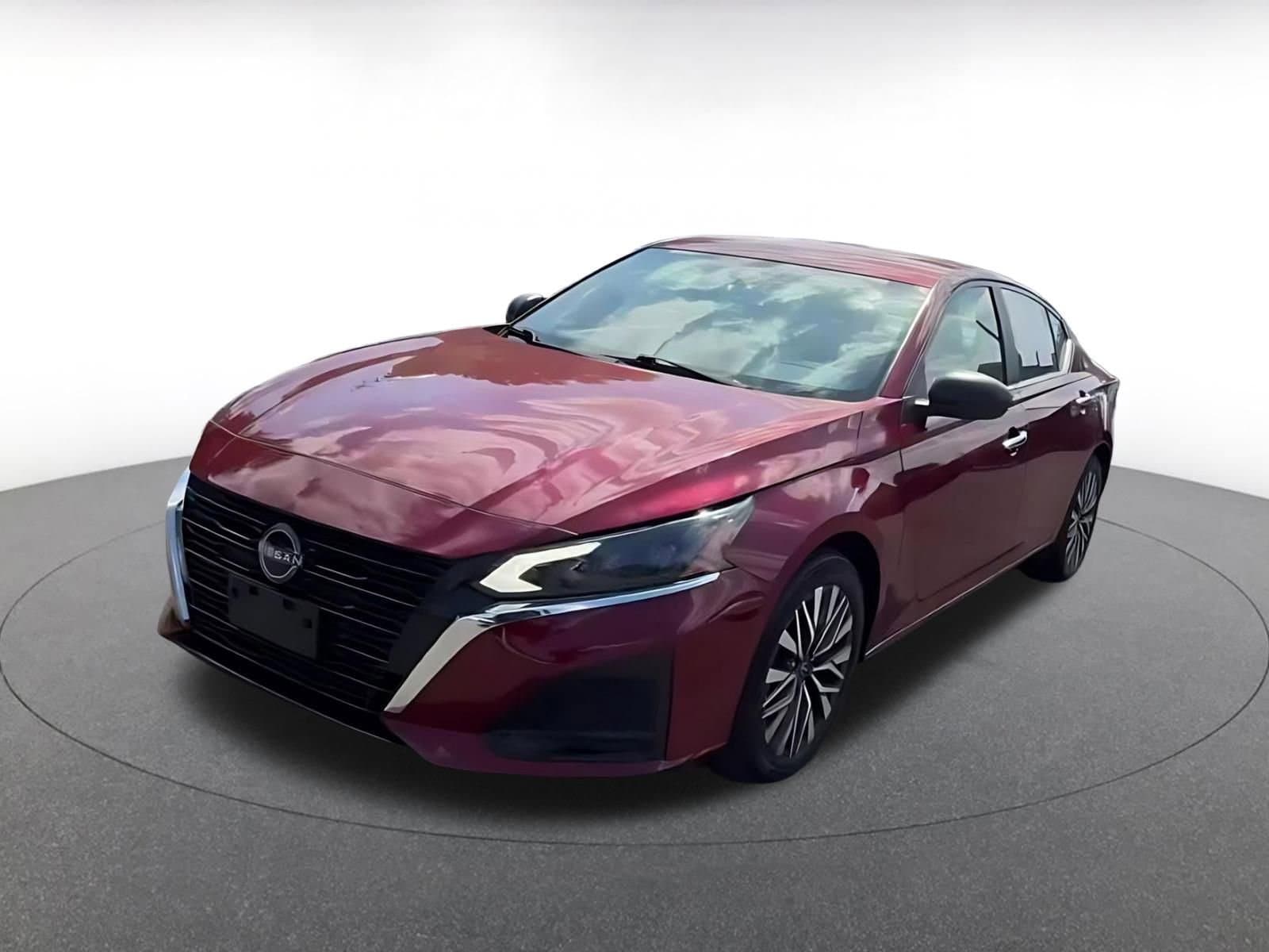 Thumbnail: 2025 Nissan Altima - 4