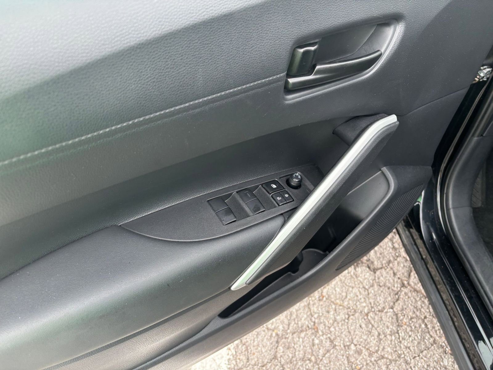 Thumbnail: 2025 Toyota Corolla Cross - 20