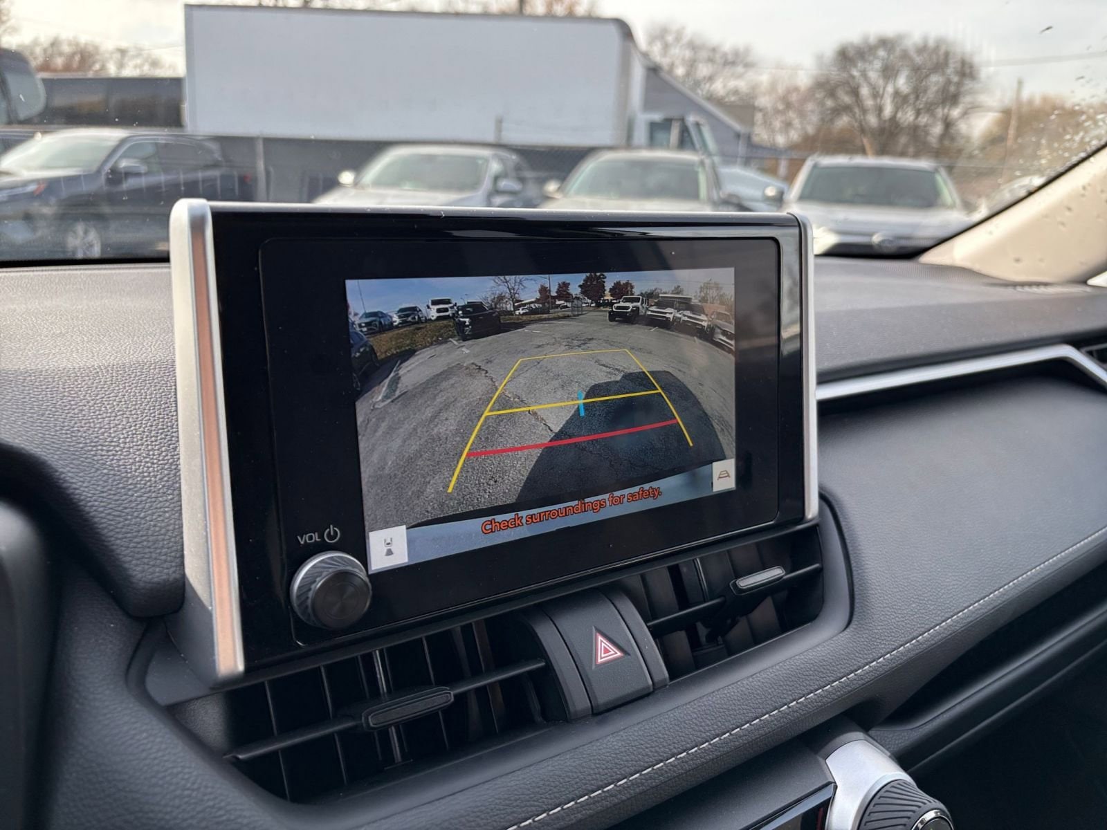 Thumbnail: 2025 Toyota RAV4 - 17