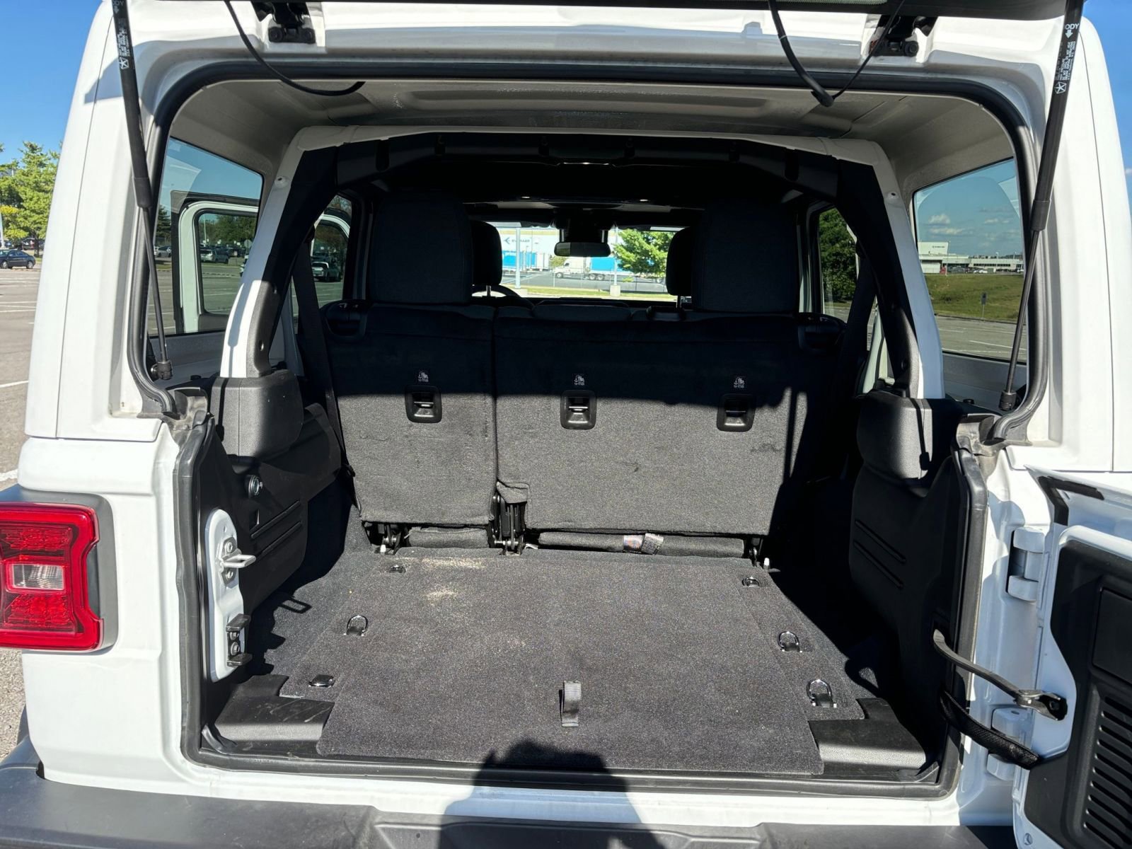 Thumbnail: 2025 Jeep Wrangler - 30