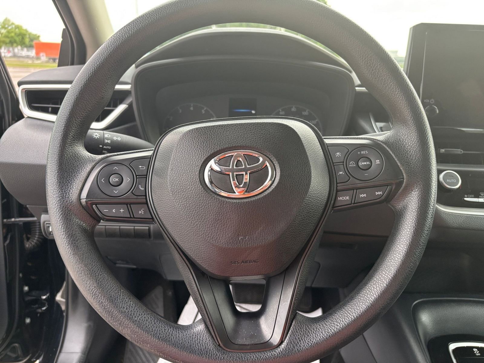Thumbnail: 2023 Toyota Corolla - 27