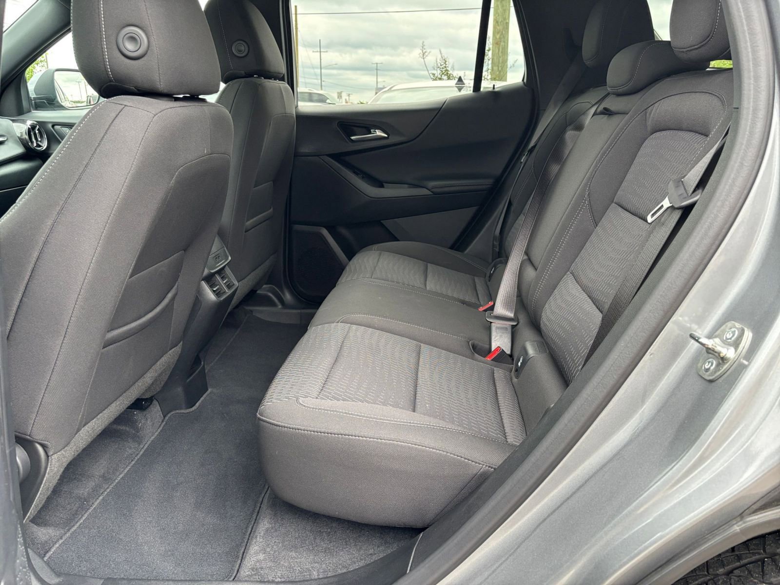 Thumbnail: 2025 Chevrolet Equinox - 25
