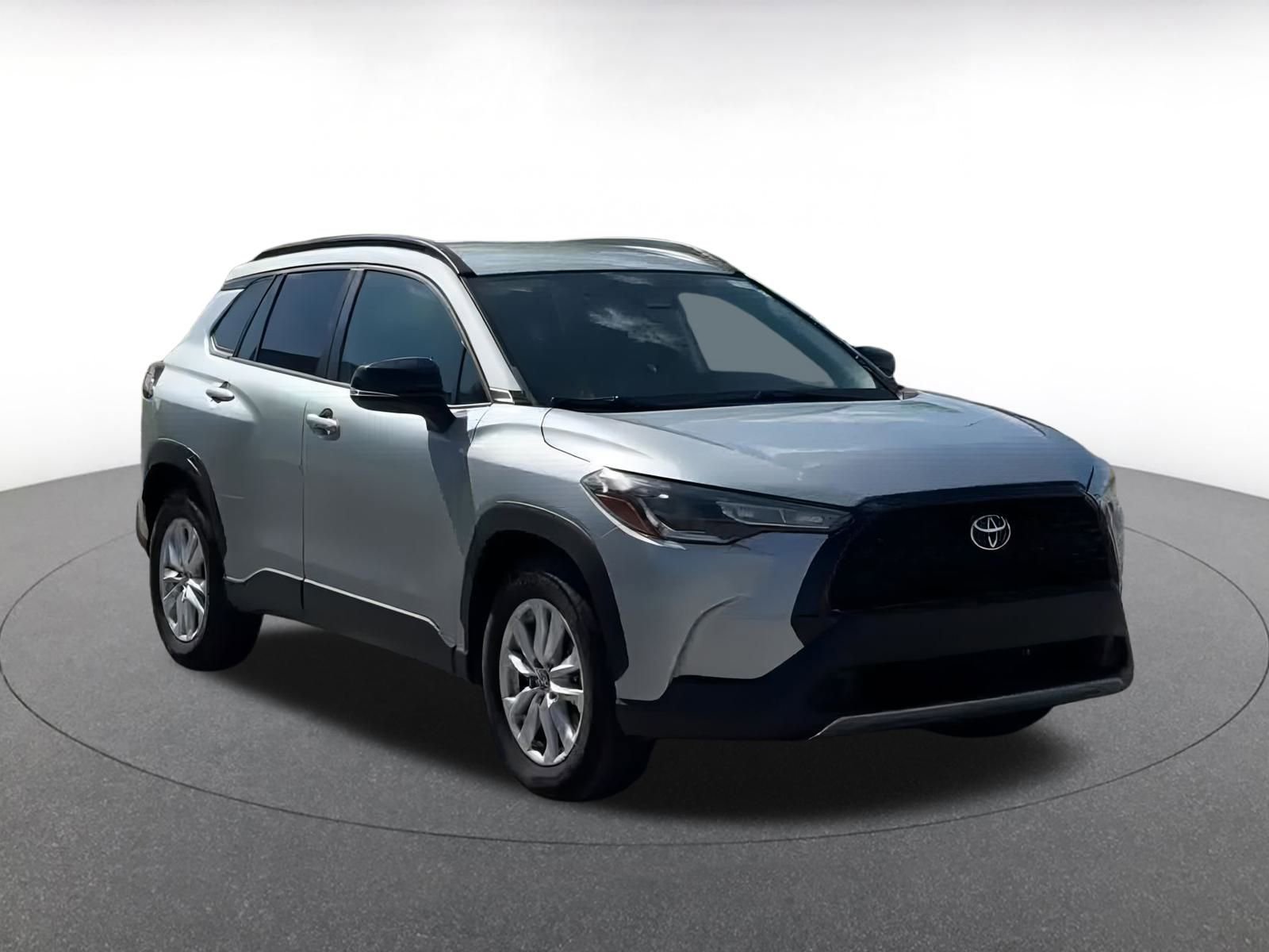 Thumbnail: 2025 Toyota Corolla Cross - 3