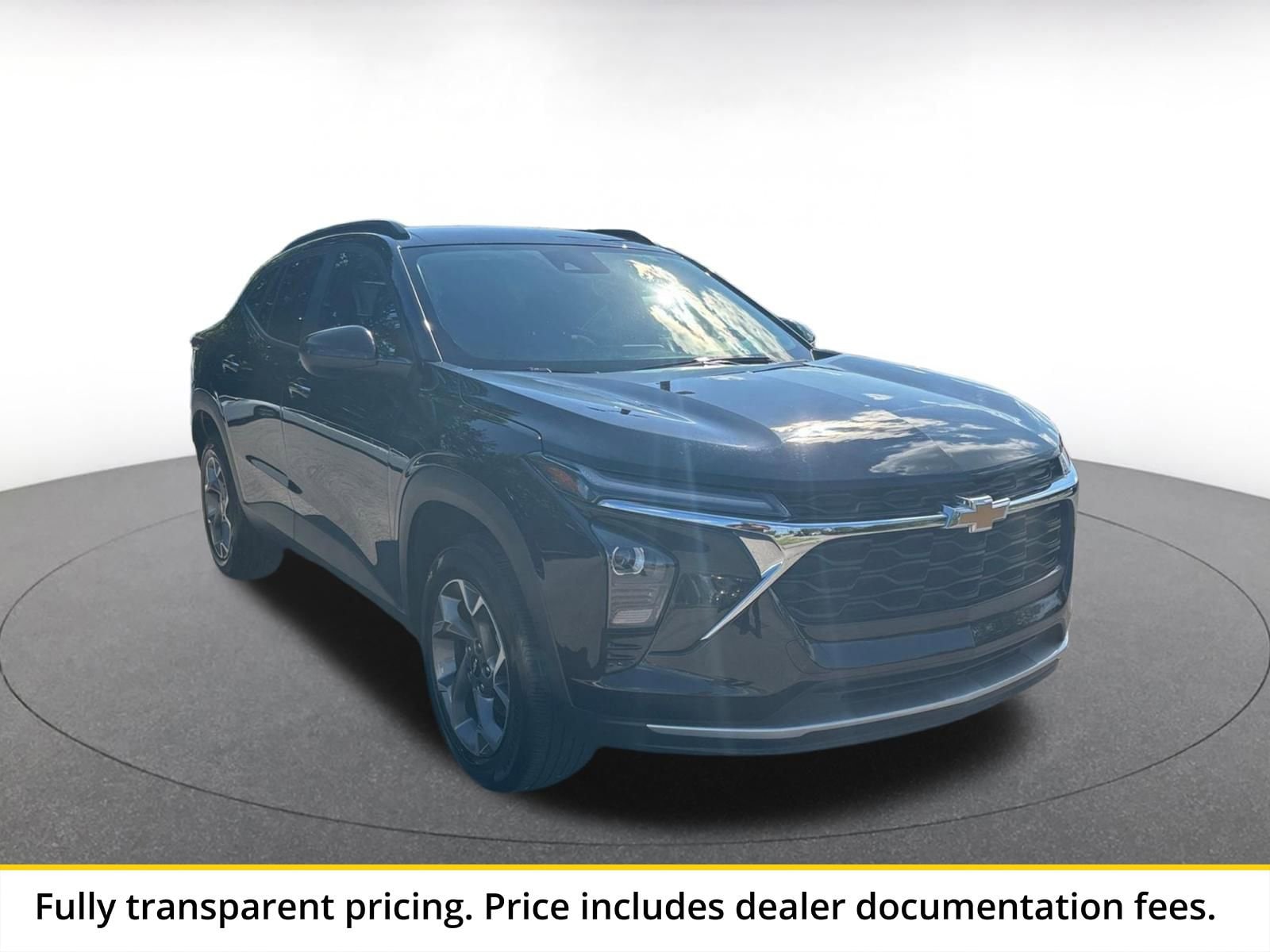 Thumbnail: 2025 Chevrolet Trax - 1