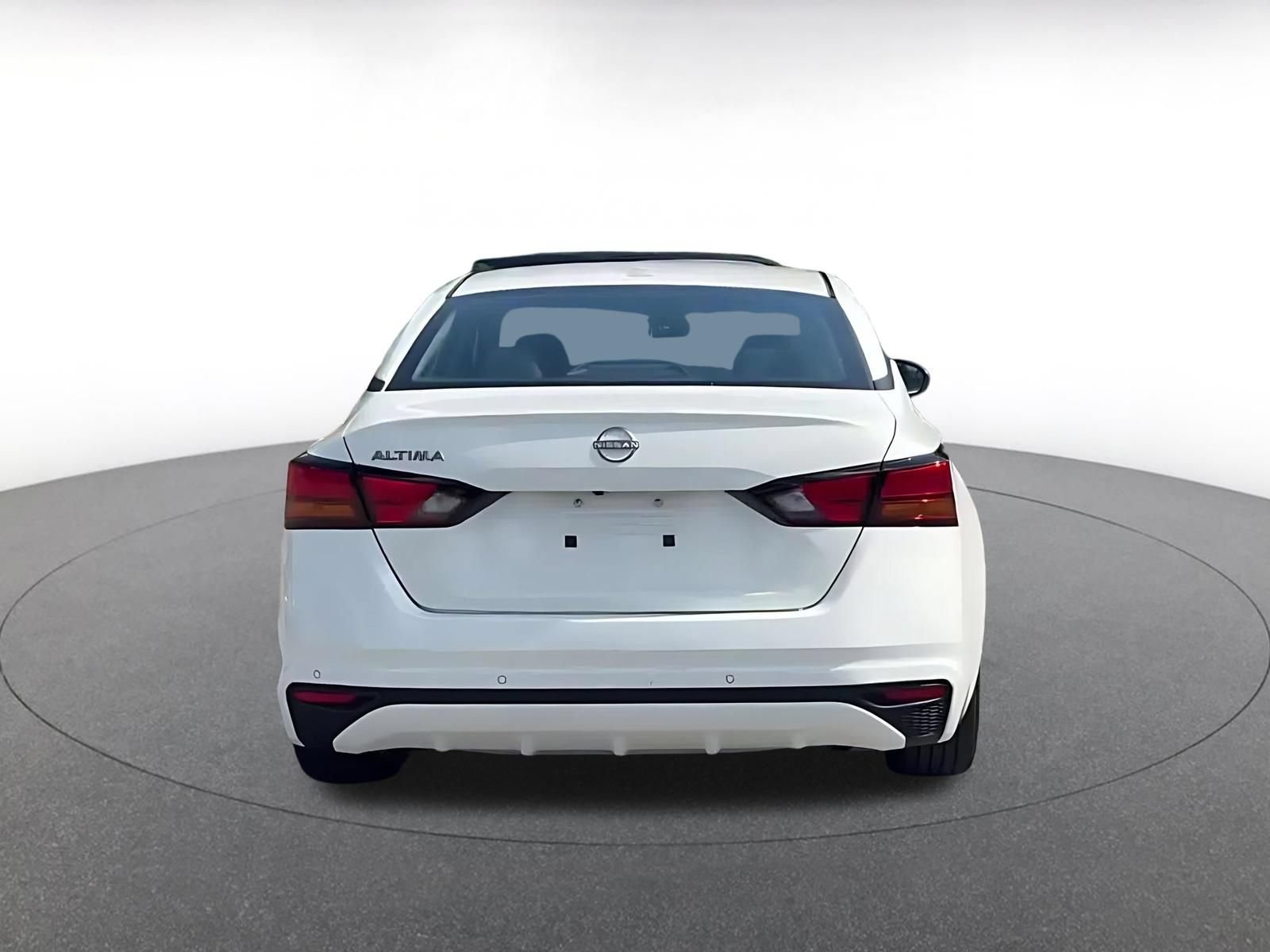 Thumbnail: 2025 Nissan Altima - 12