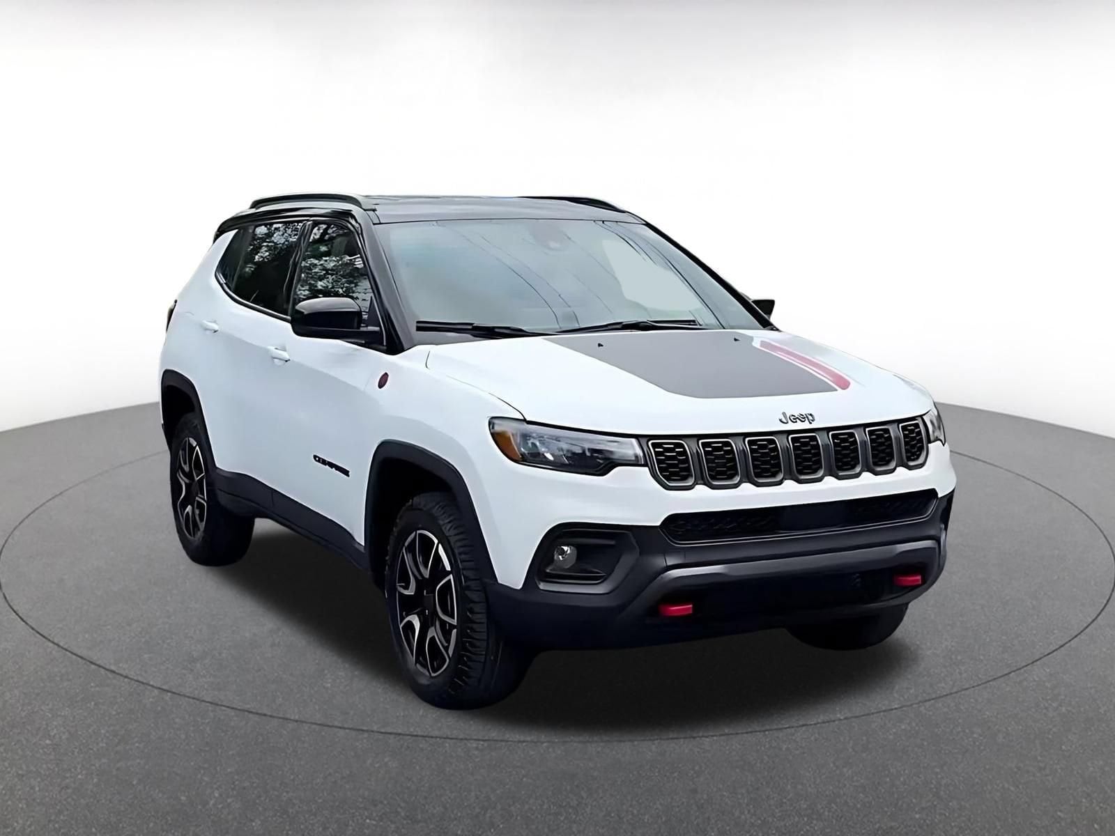 Thumbnail: 2025 Jeep Compass - 3
