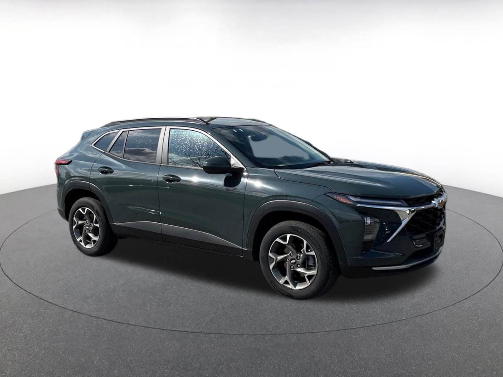 Thumbnail: 2025 Chevrolet Trax - 1