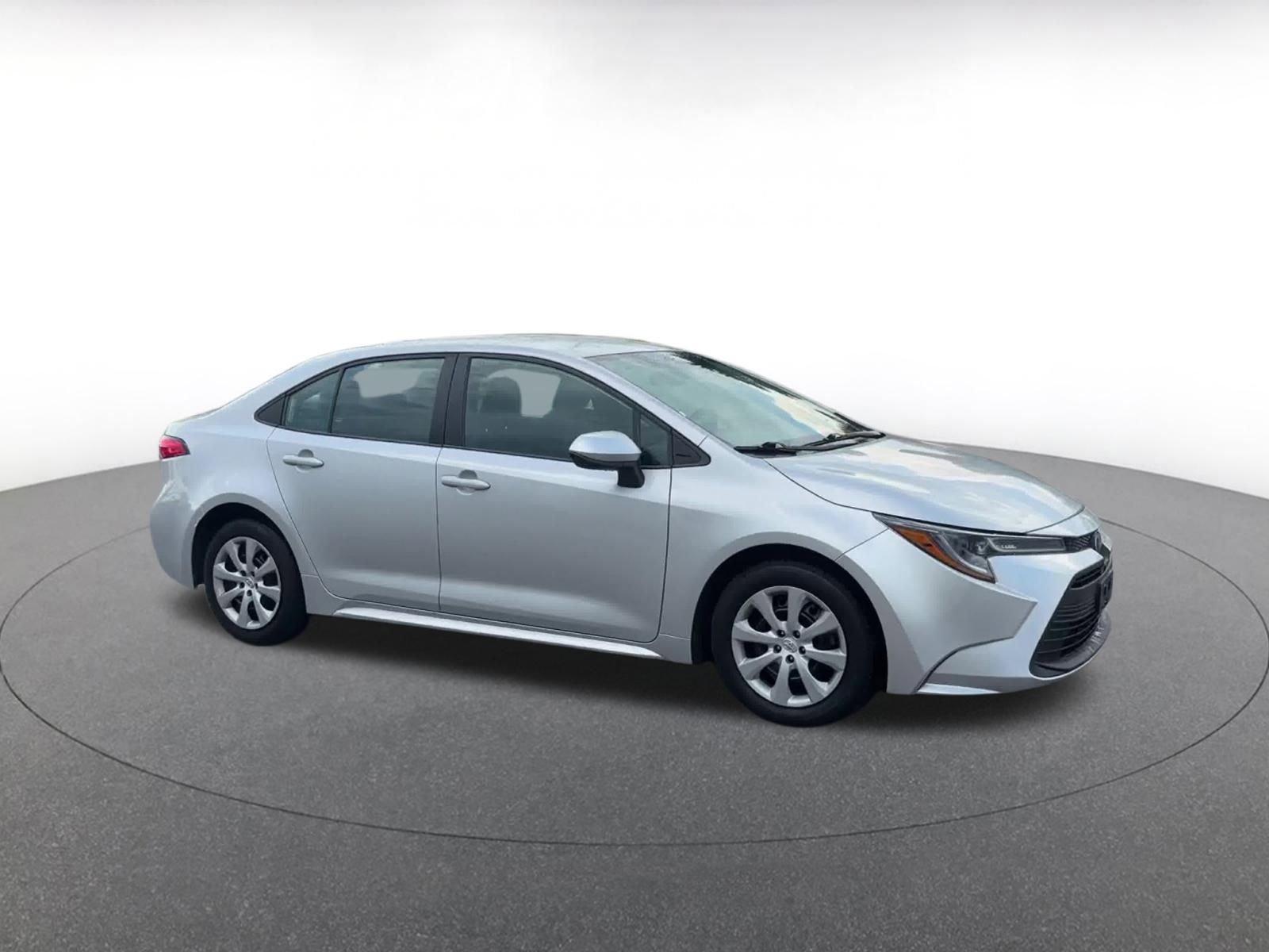 Thumbnail: 2023 Toyota Corolla - 2