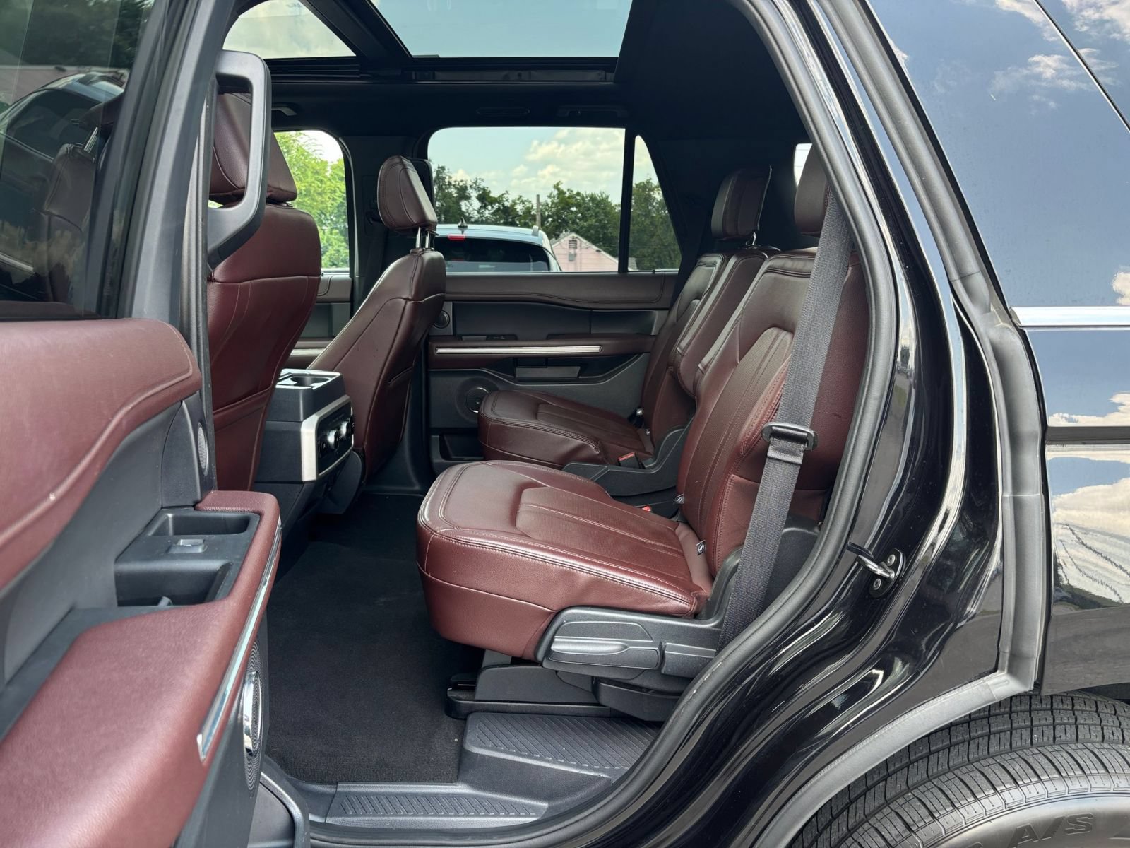 Thumbnail: 2024 Ford Expedition - 32