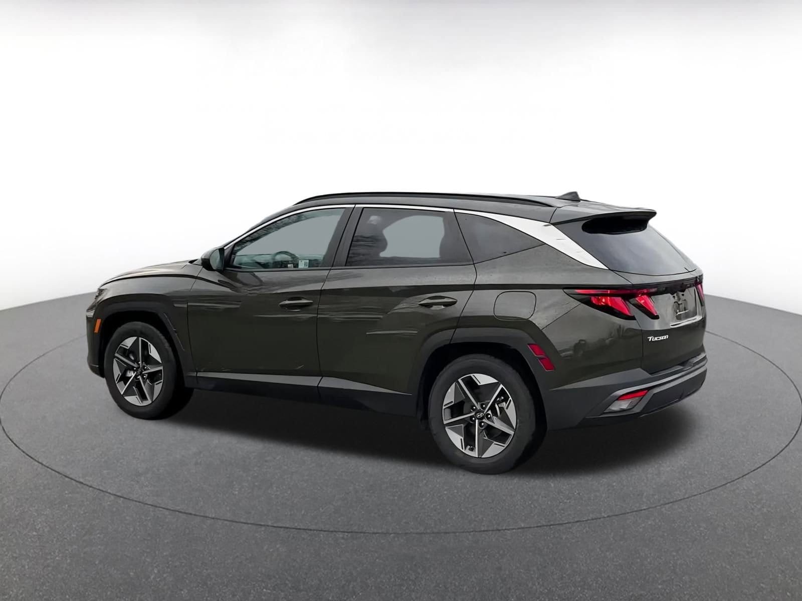 Thumbnail: 2025 Hyundai Tucson - 10