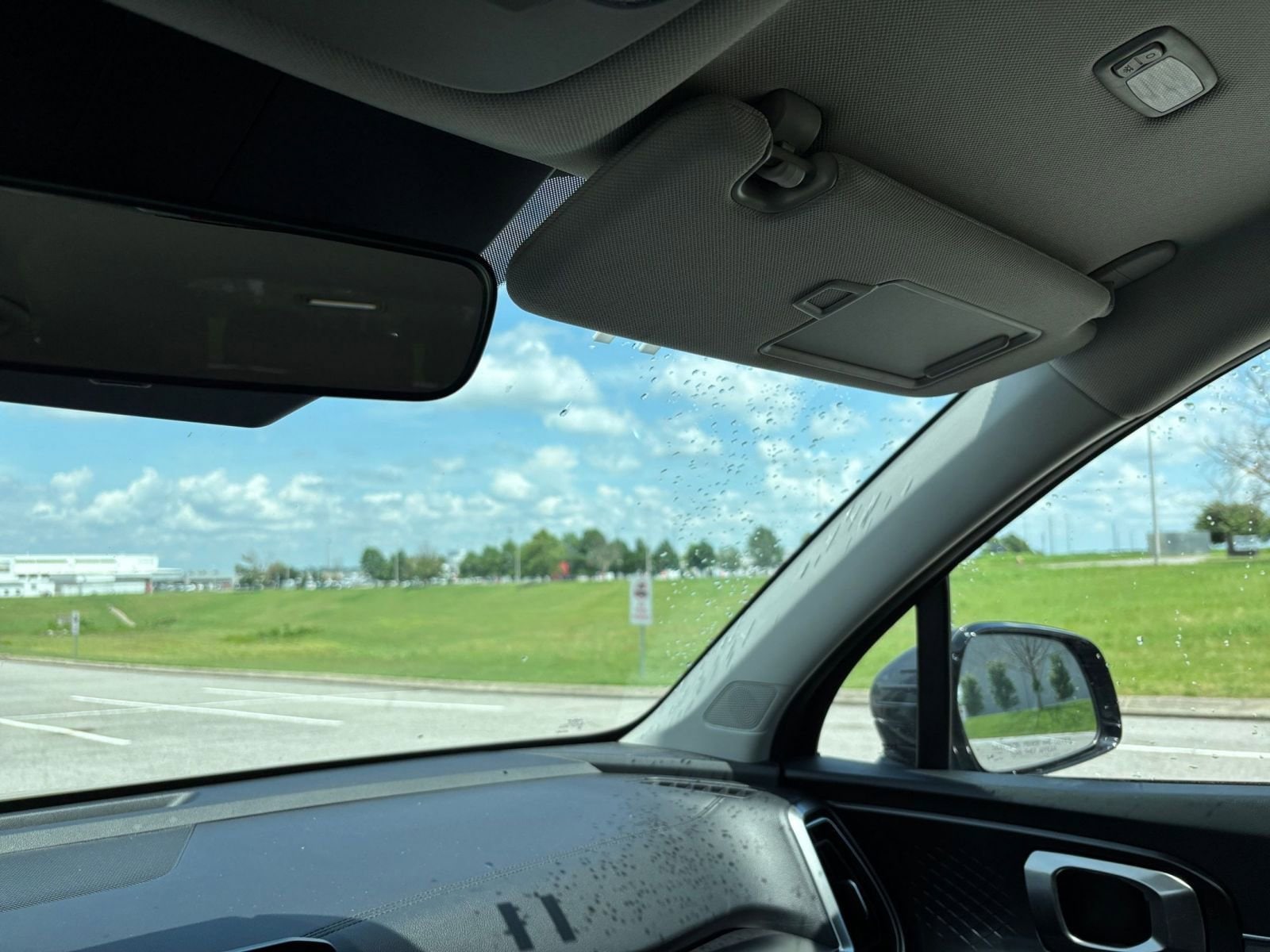 Thumbnail: 2024 Kia Sorento - 35
